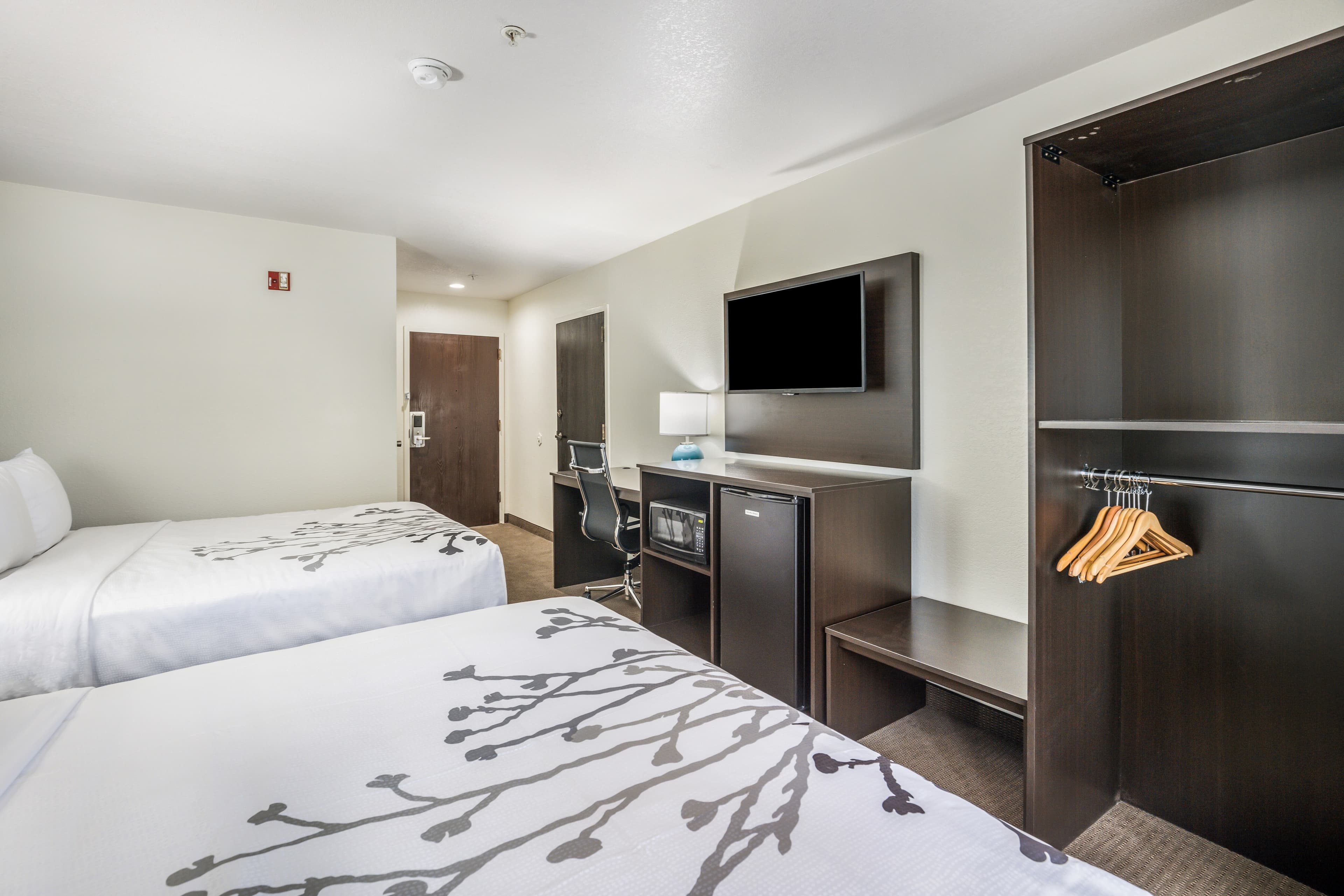 Sleep Inn & Suites Tallahassee-Capitol — 8