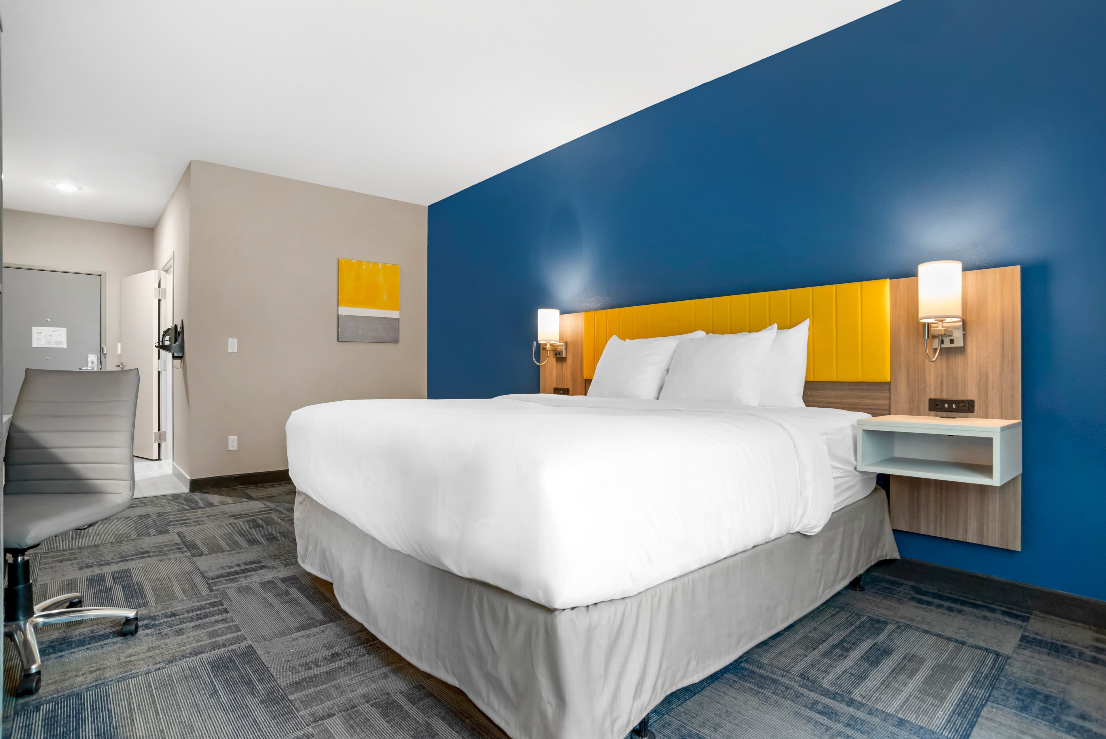 Comfort Inn & Suites Destin near Henderson Beach — 25