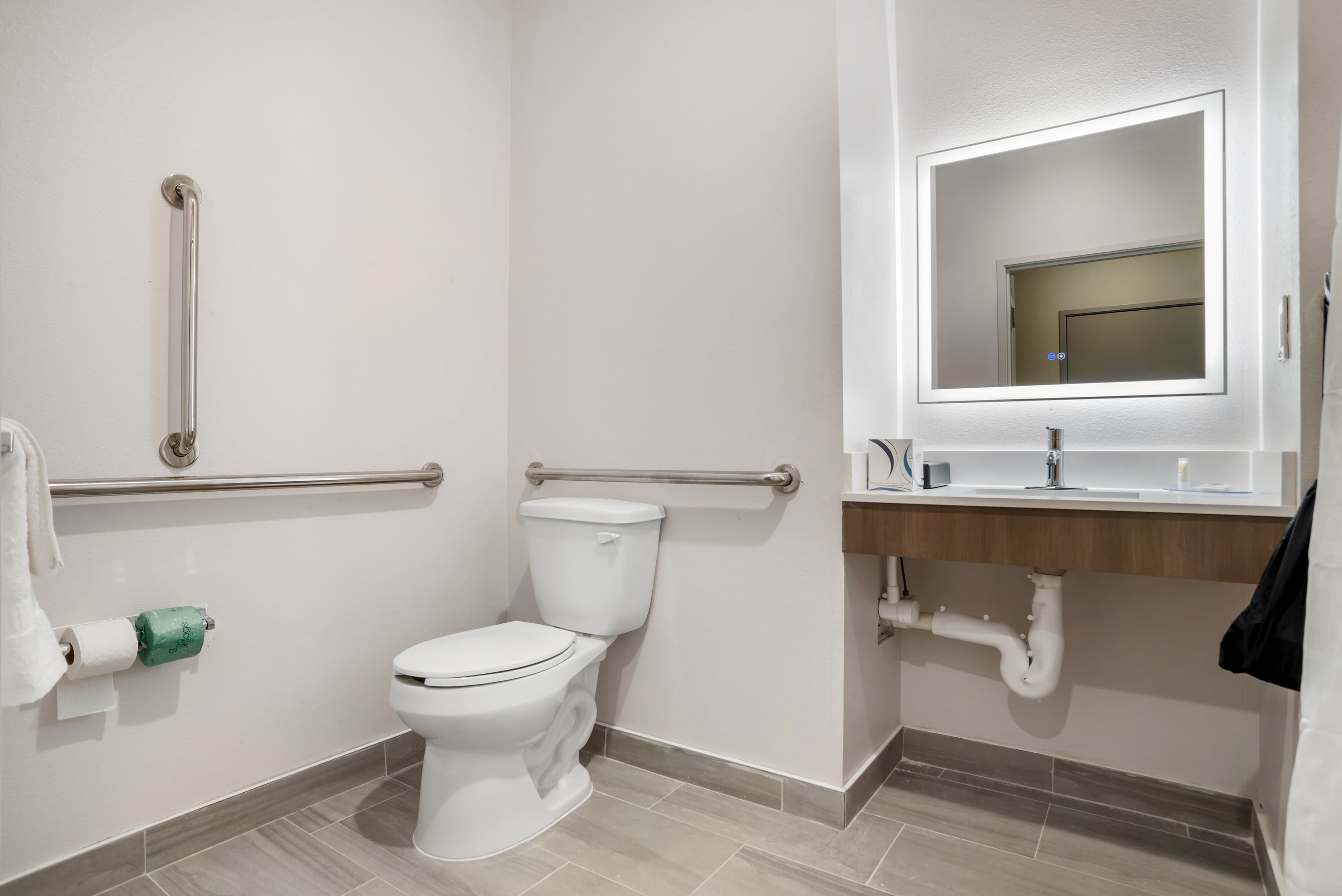 Comfort Inn & Suites Destin near Henderson Beach — 22