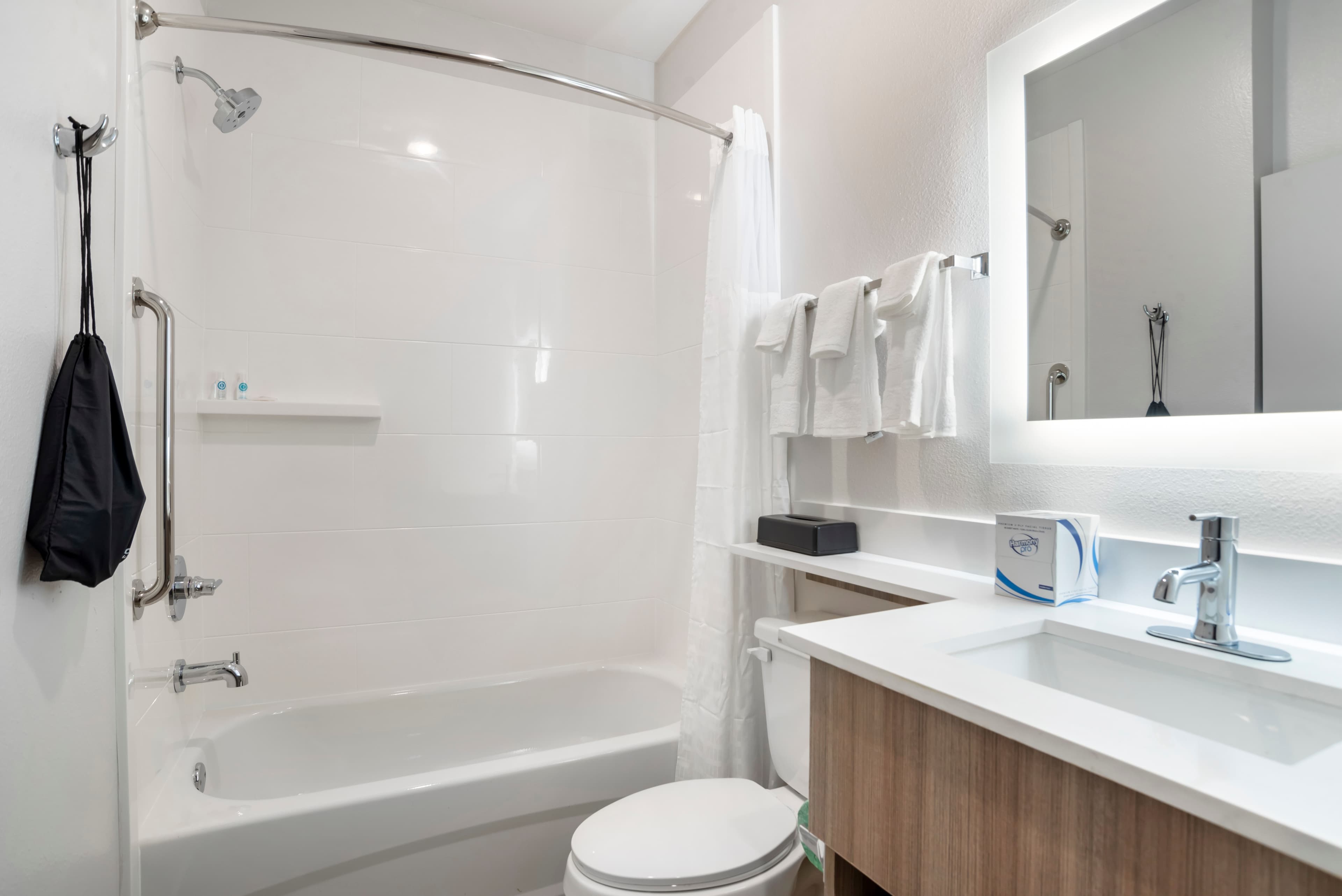 Comfort Inn & Suites Destin near Henderson Beach — 29