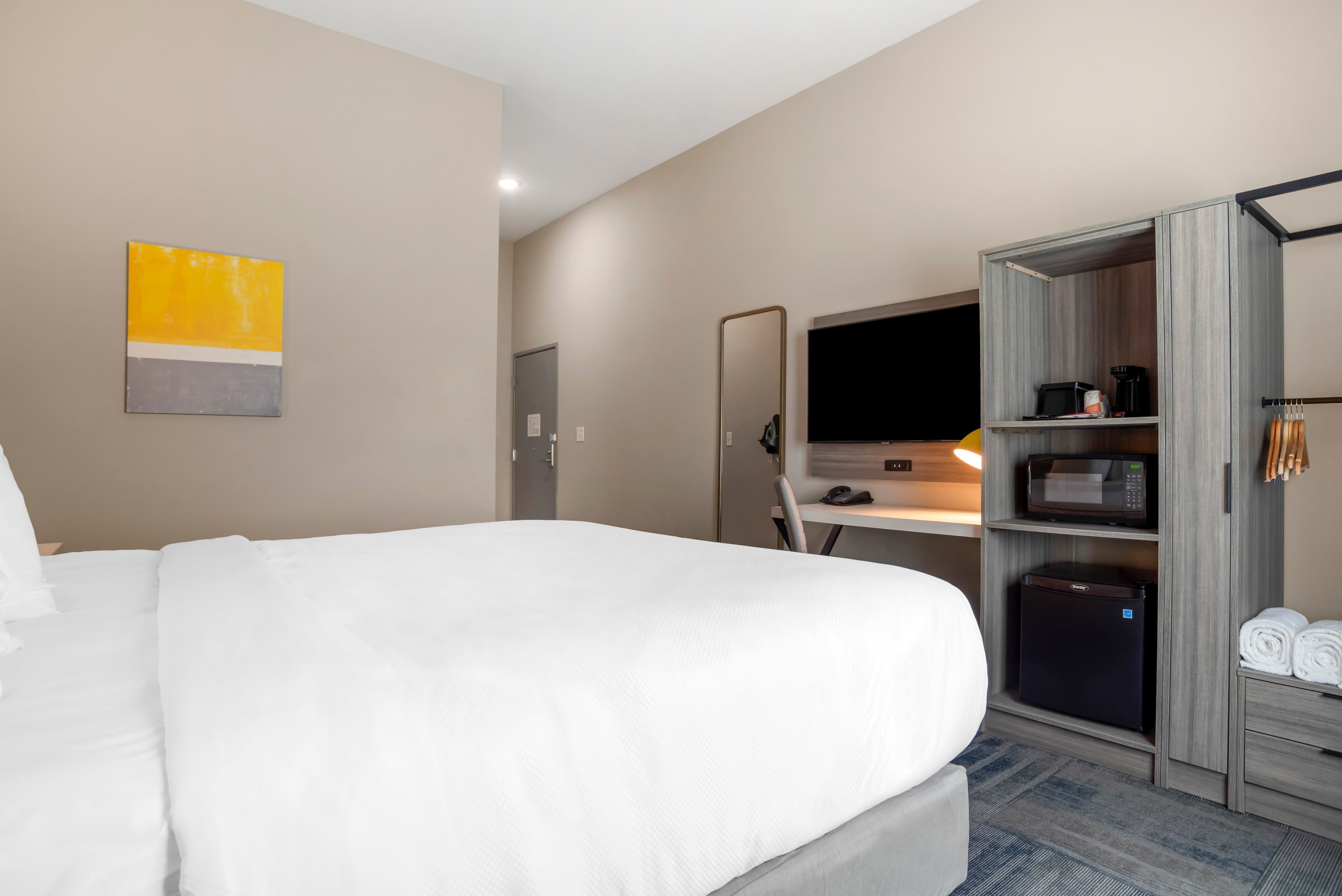 Comfort Inn & Suites Destin near Henderson Beach — 12