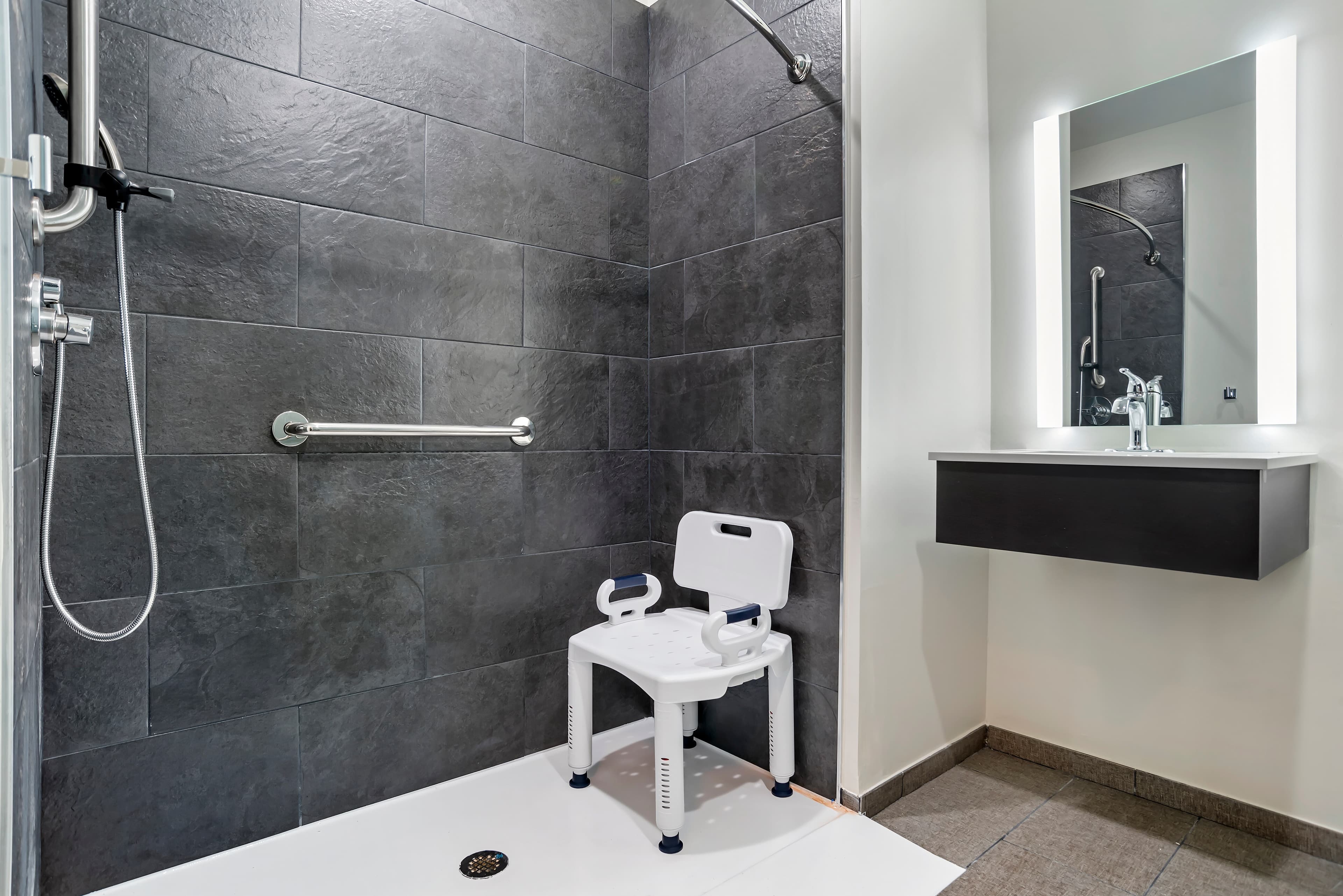 Sleep Inn & Suites Fort Walton Beach - Destin West — 11
