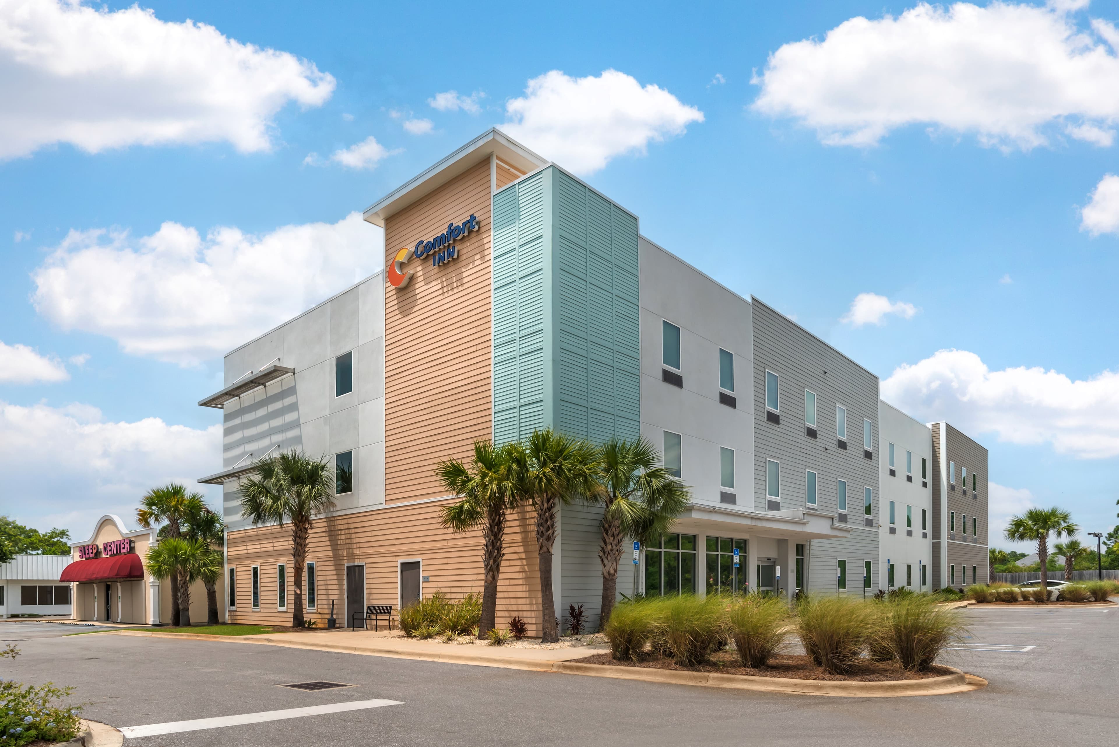 Comfort Inn Miramar Beach-Destin - Image 1