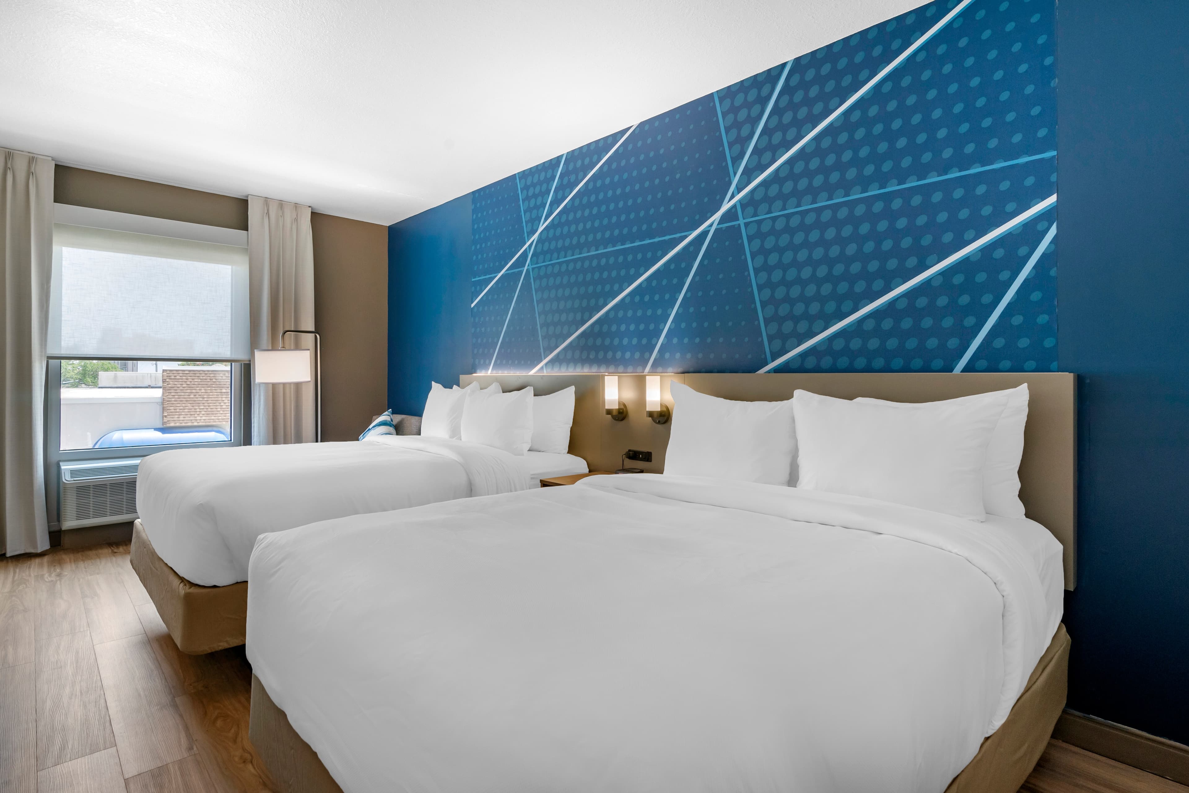 Comfort Inn & Suites New Port Richey Downtown District — 7