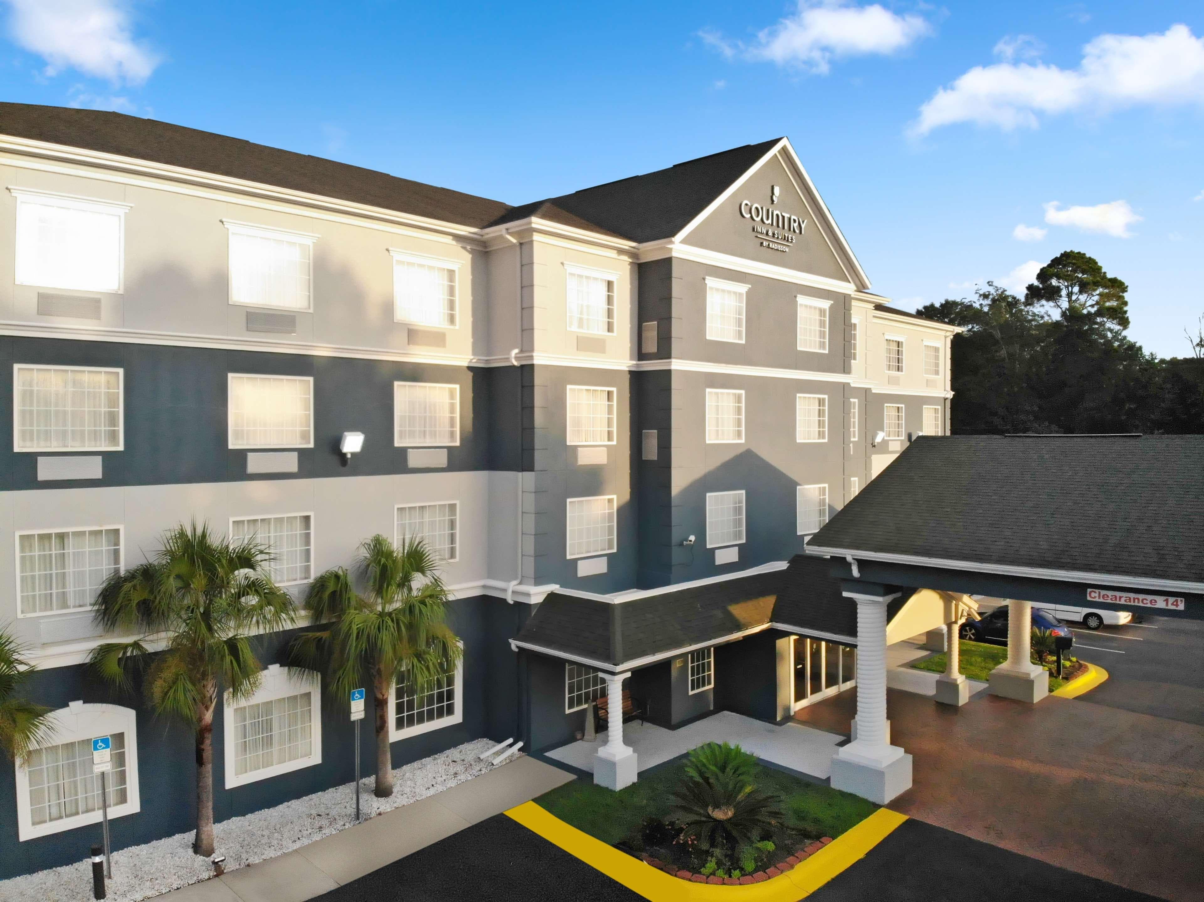 Country Inn & Suites by Radisson, Pensacola West, FL - Image 1