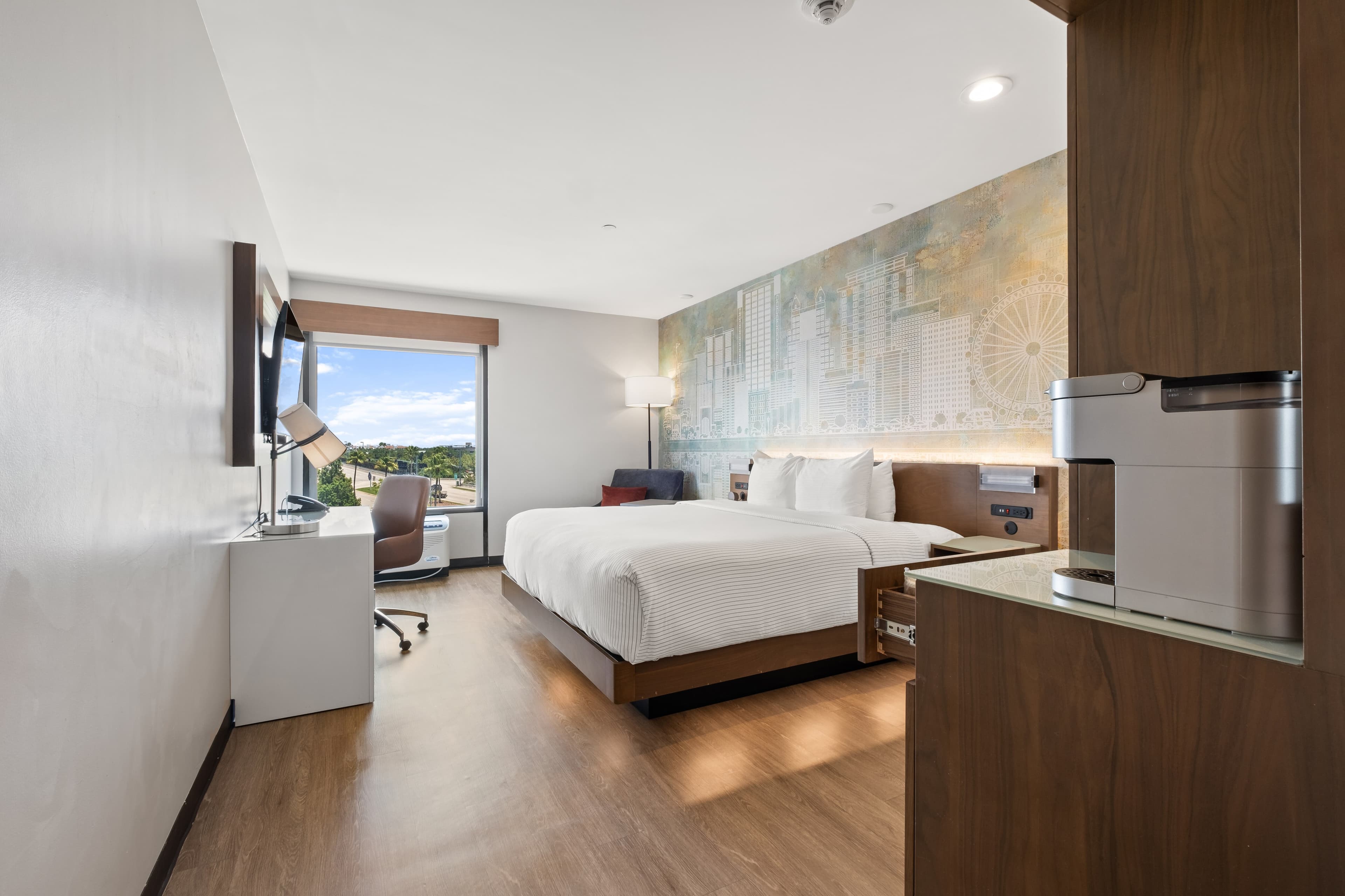 Cambria Hotel Orlando Universal Blvd — 6