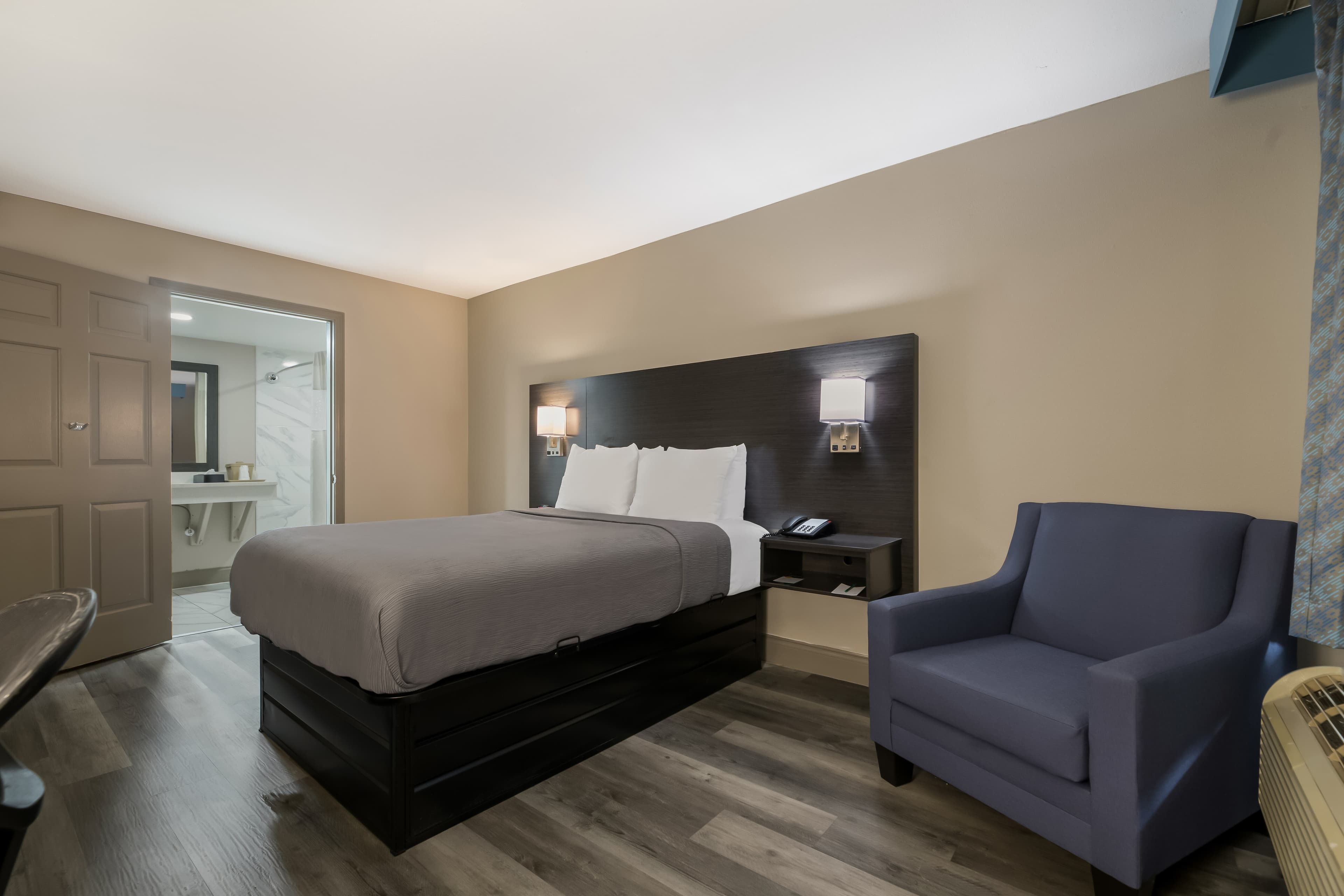 Quality Inn & Suites Altamonte Springs Orlando-North — 11