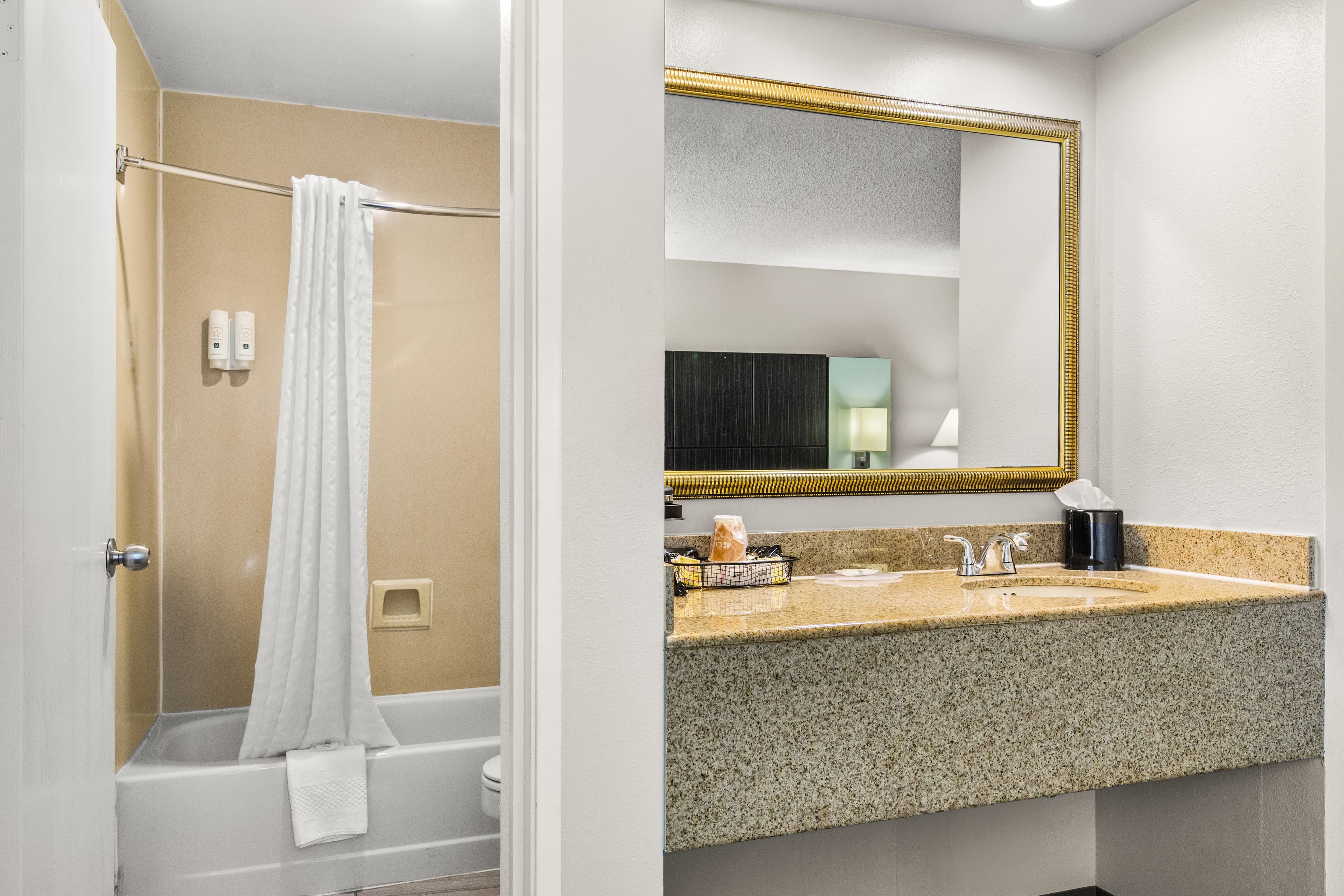 Quality Inn Jacksonville - Orange Park near Naval Air Station — 34