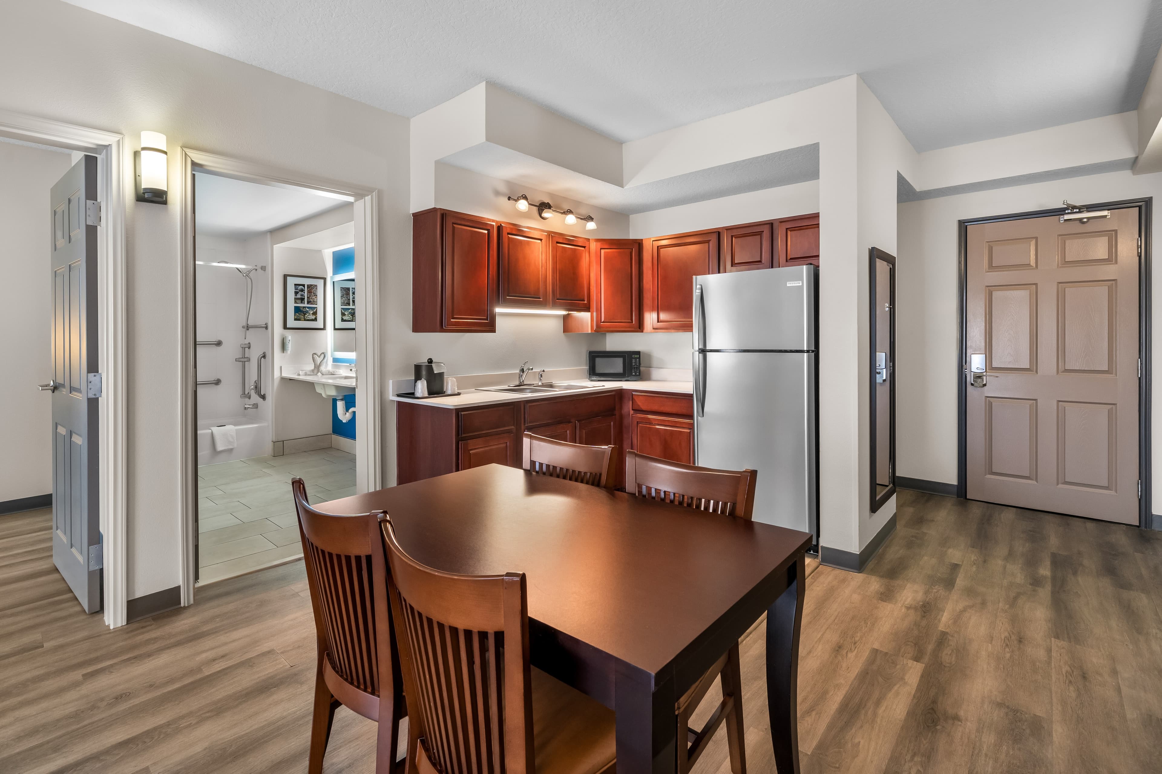 Country Inn & Suites by Radisson, Port Orange-Daytona, FL — 14