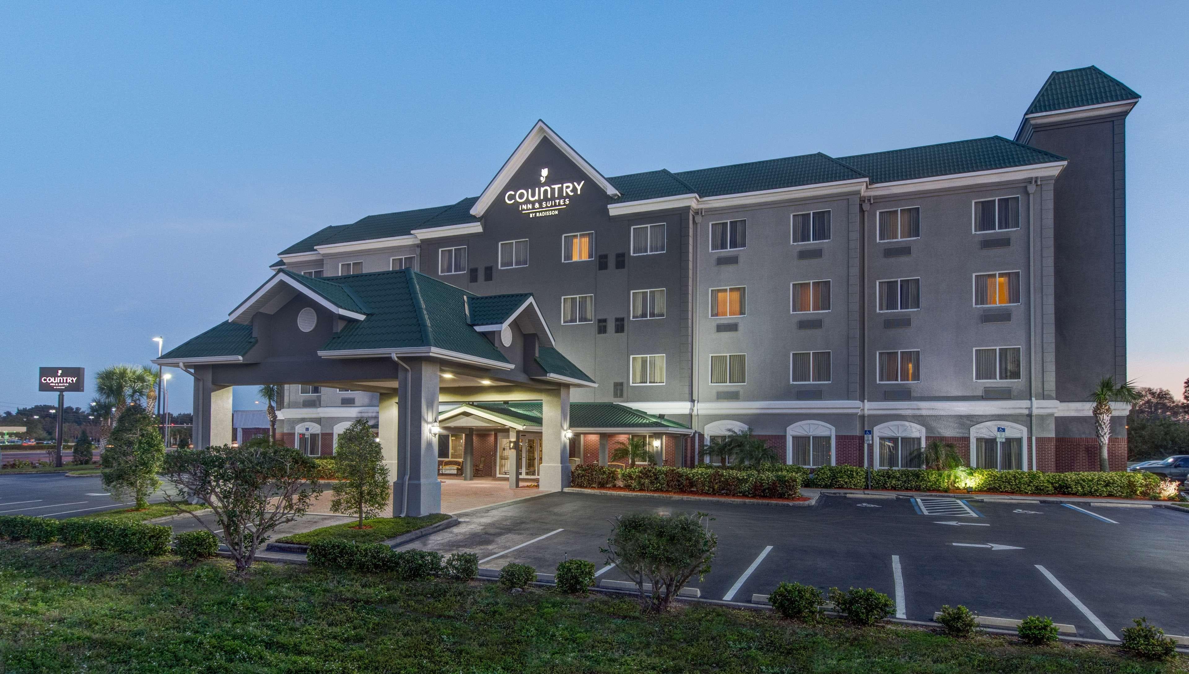 Country Inn & Suites by Radisson, St. Petersburg - Clearwater, FL - Image 1