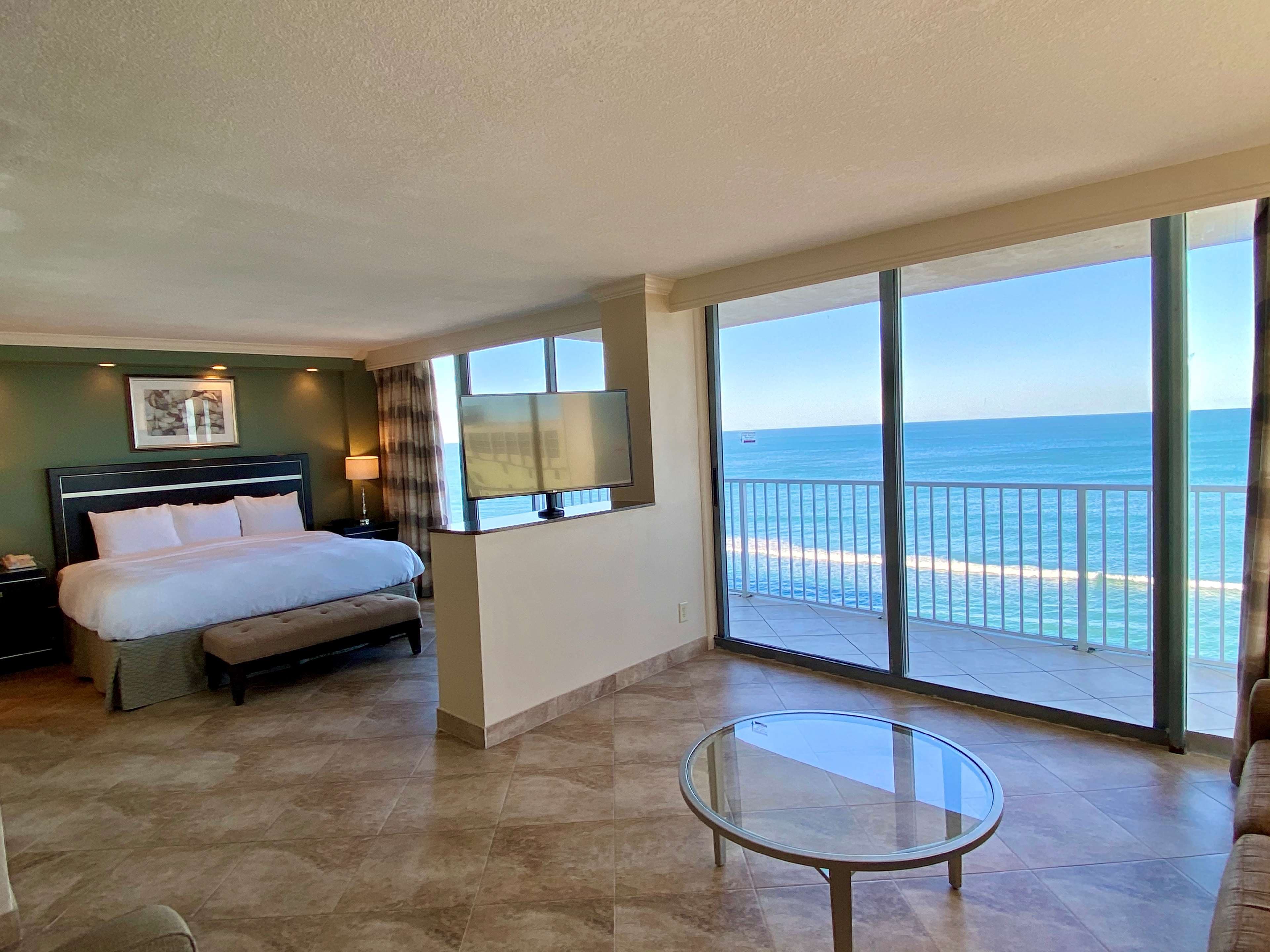 Radisson Suite Hotel Oceanfront — 20