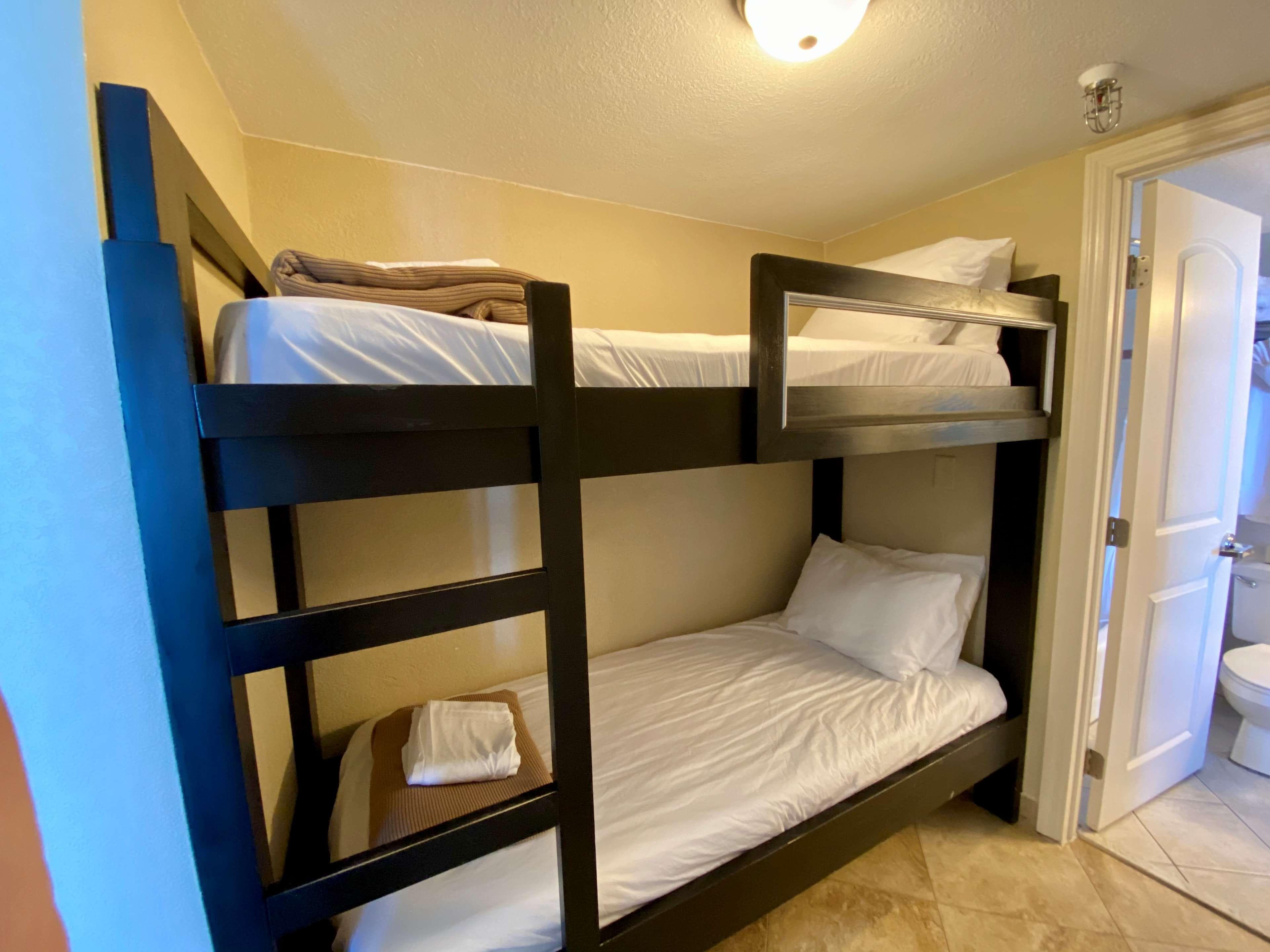 Radisson Suite Hotel Oceanfront — 10