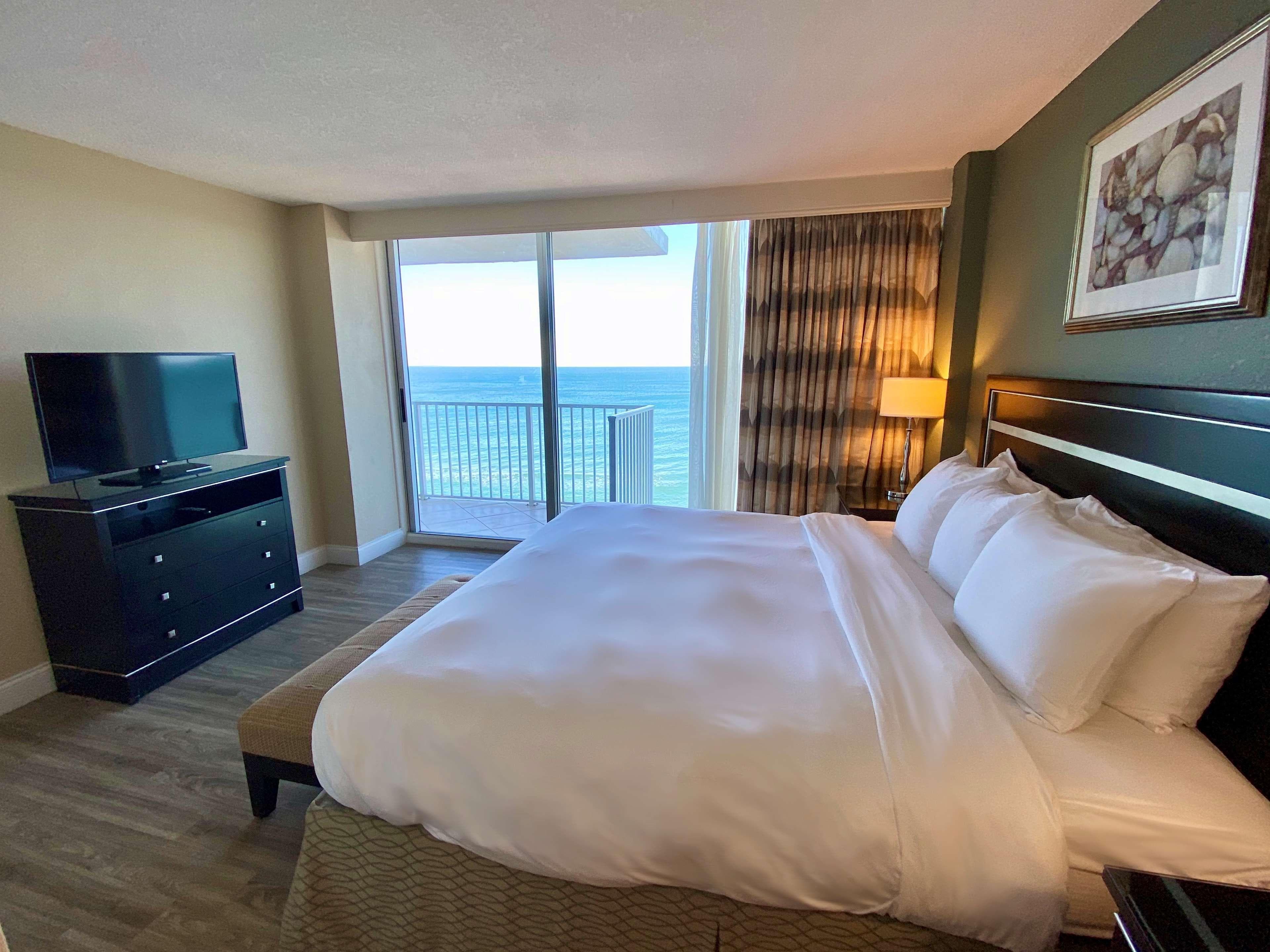Radisson Suite Hotel Oceanfront — 6