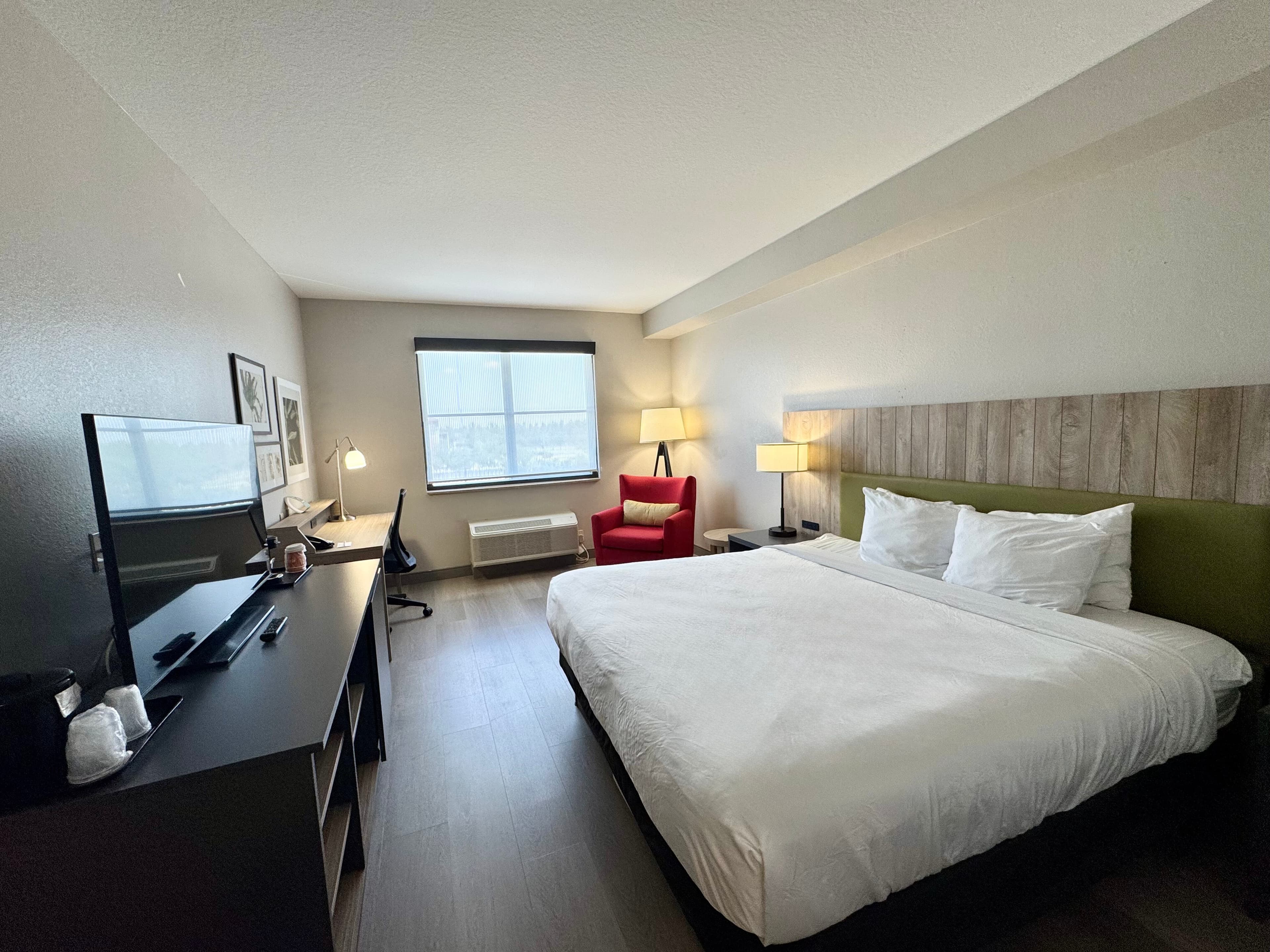 Country Inn & Suites by Radisson, Port Charlotte, FL - Image 3