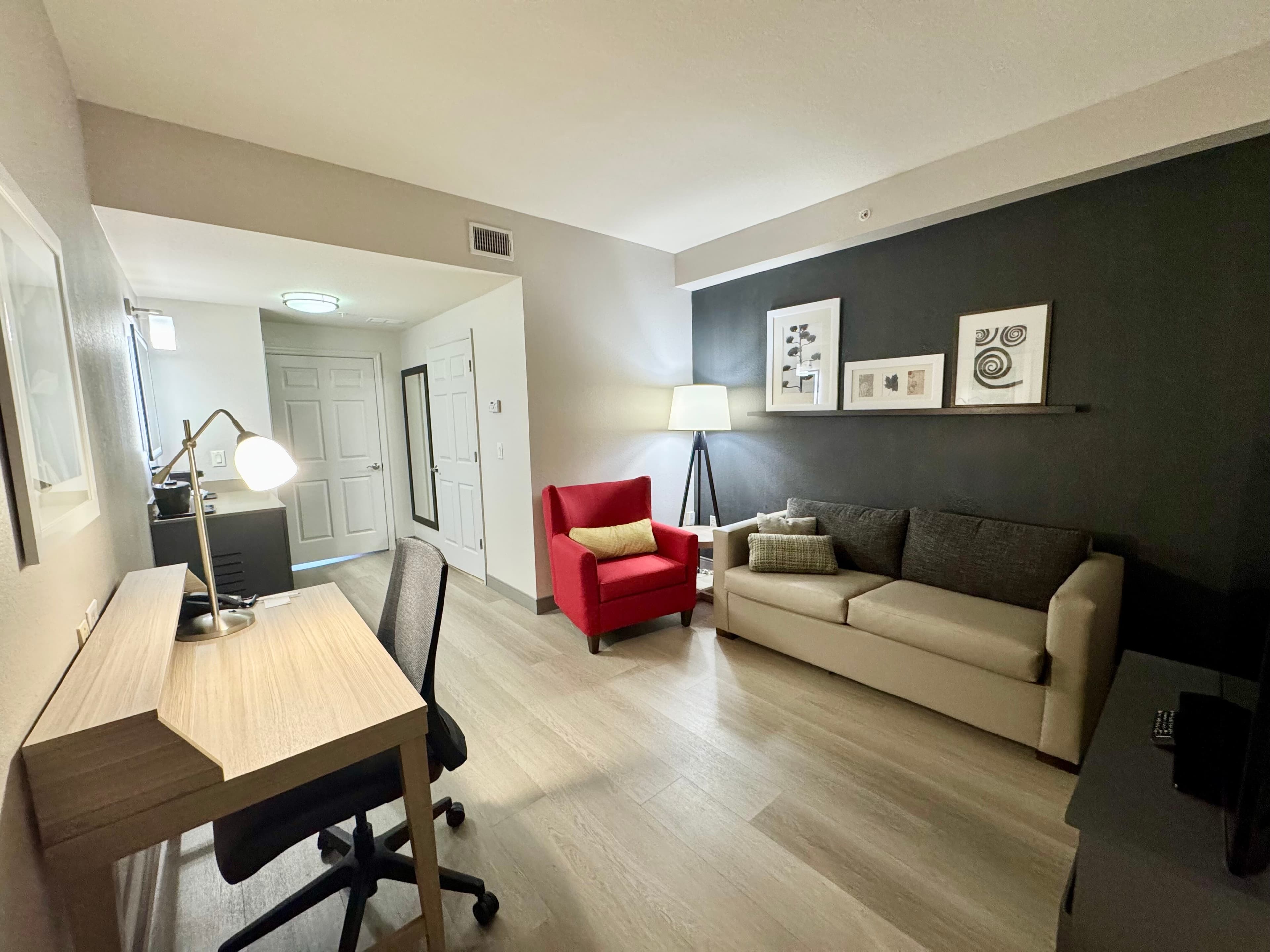 Country Inn & Suites by Radisson, Port Charlotte, FL — 11