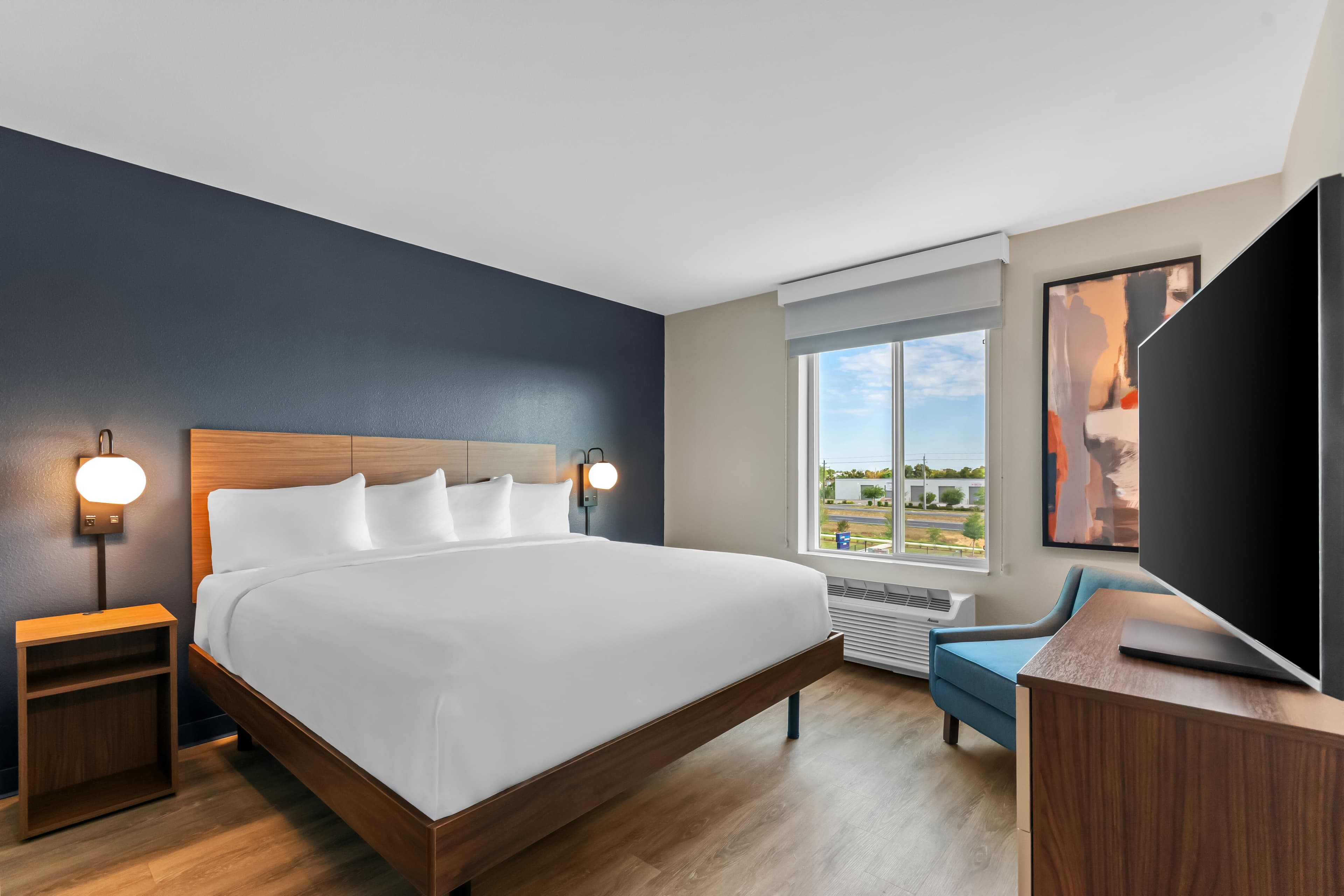 Everhome Suites Panama City Beach — 26