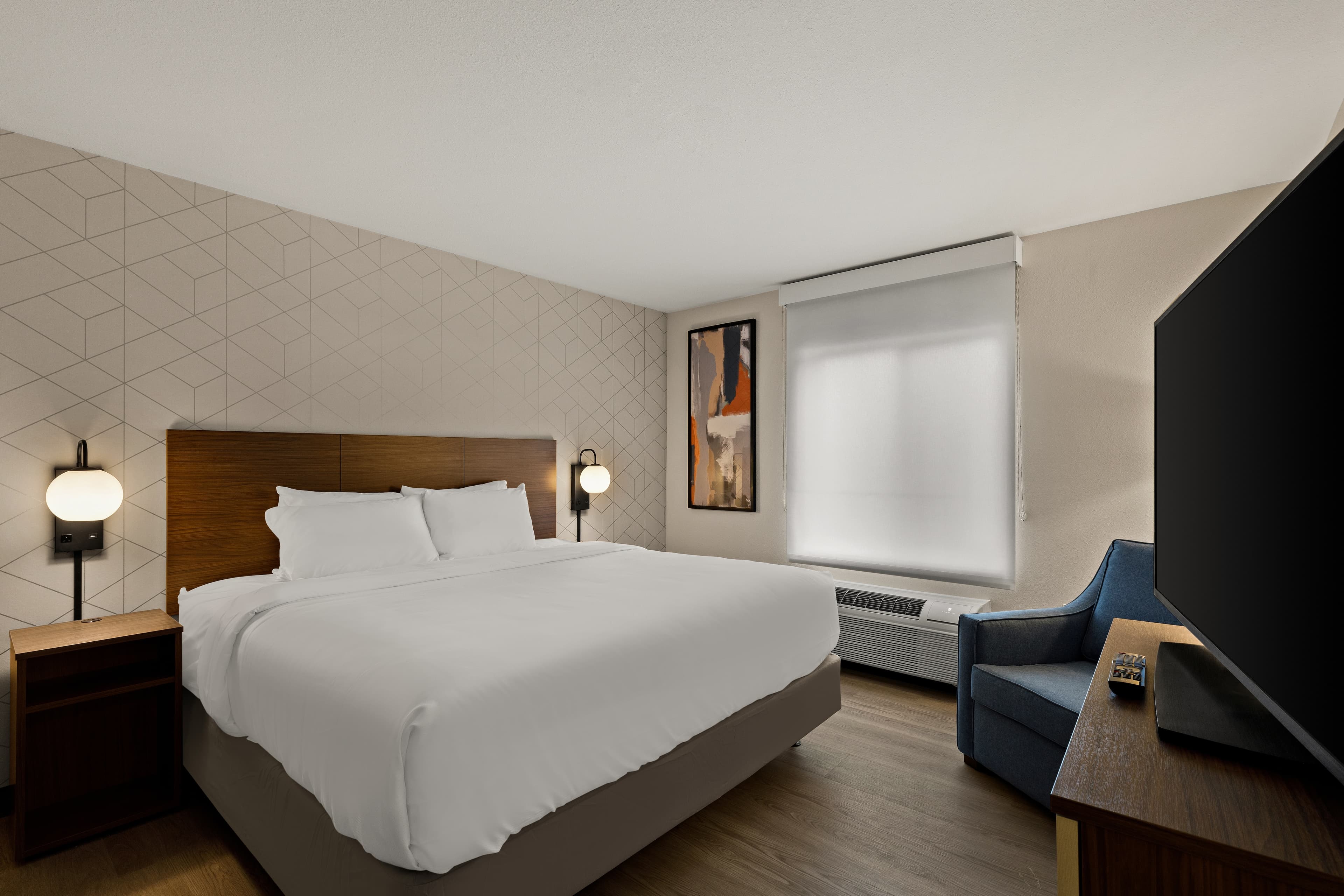 Everhome Suites Panama City Beach — 21