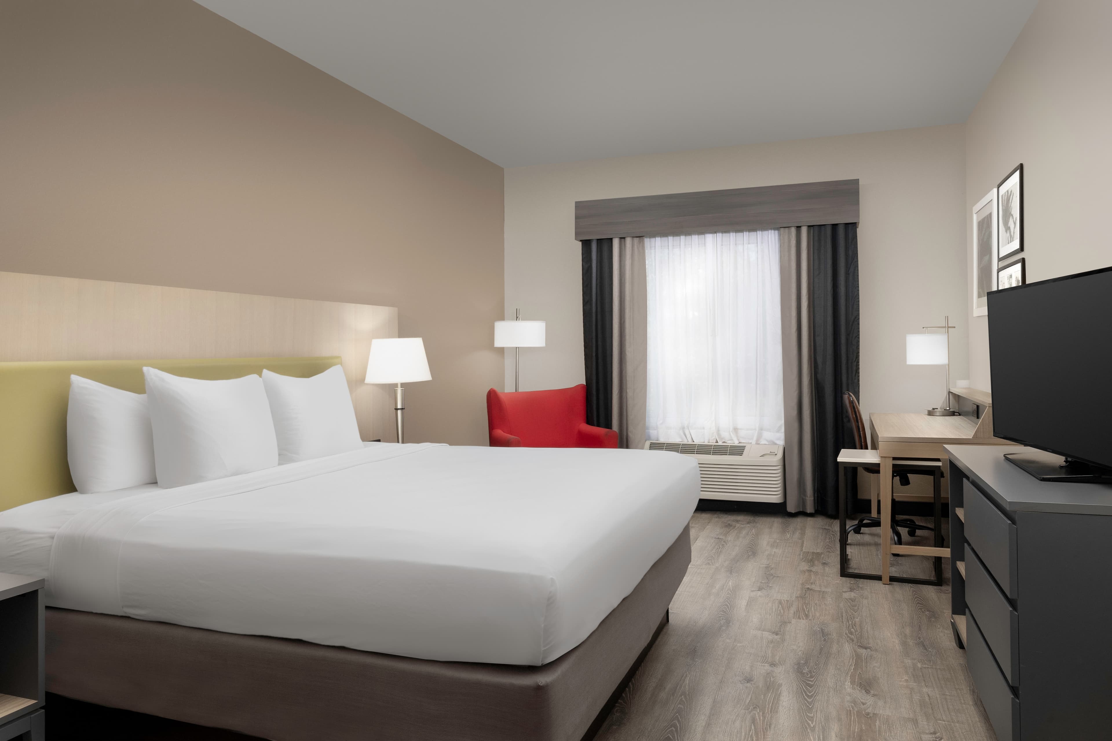 Country Inn & Suites by Radisson, Gainesville, FL - Image 2