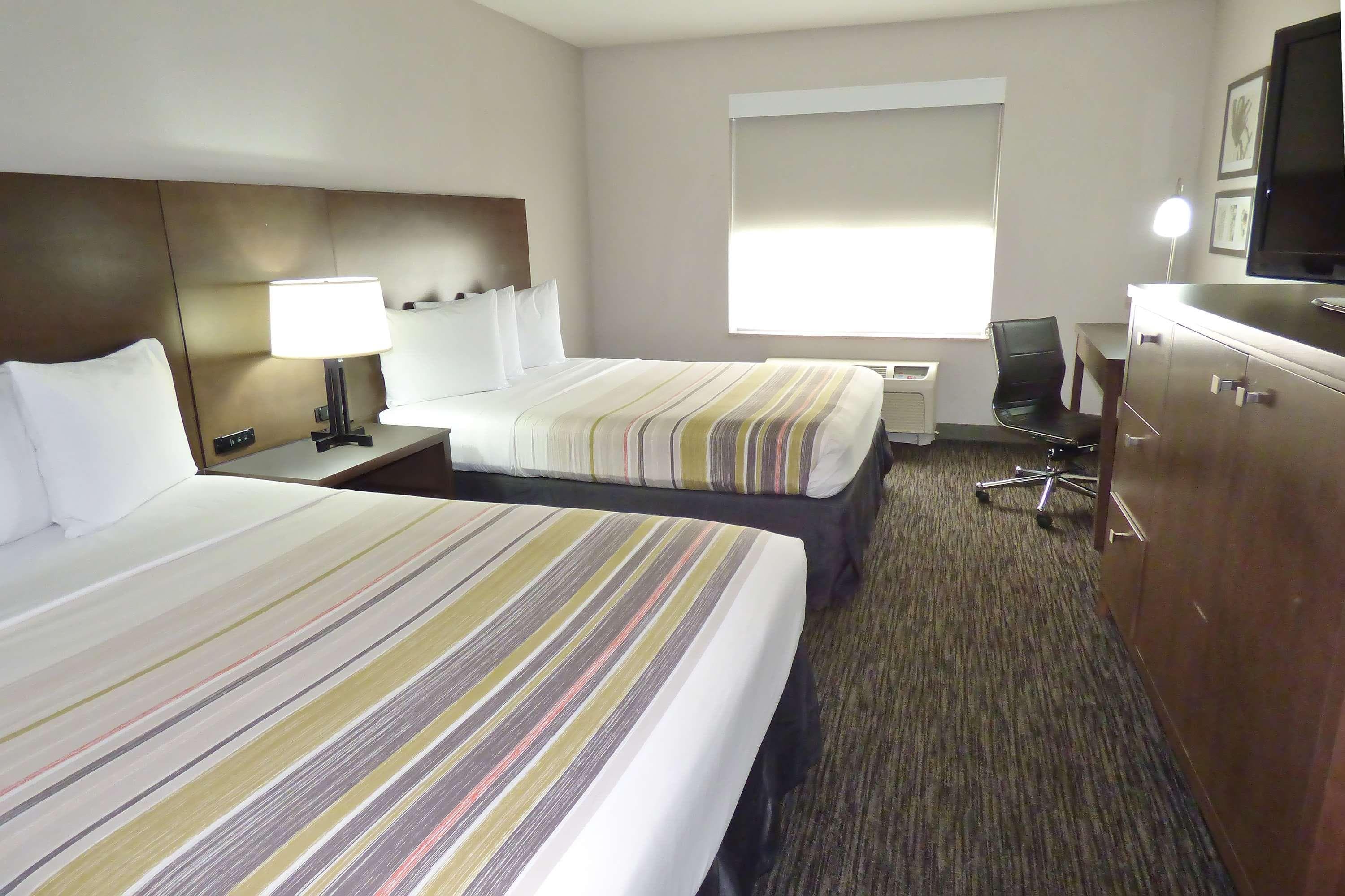 Country Inn & Suites by Radisson, Tampa/Brandon, FL — 10