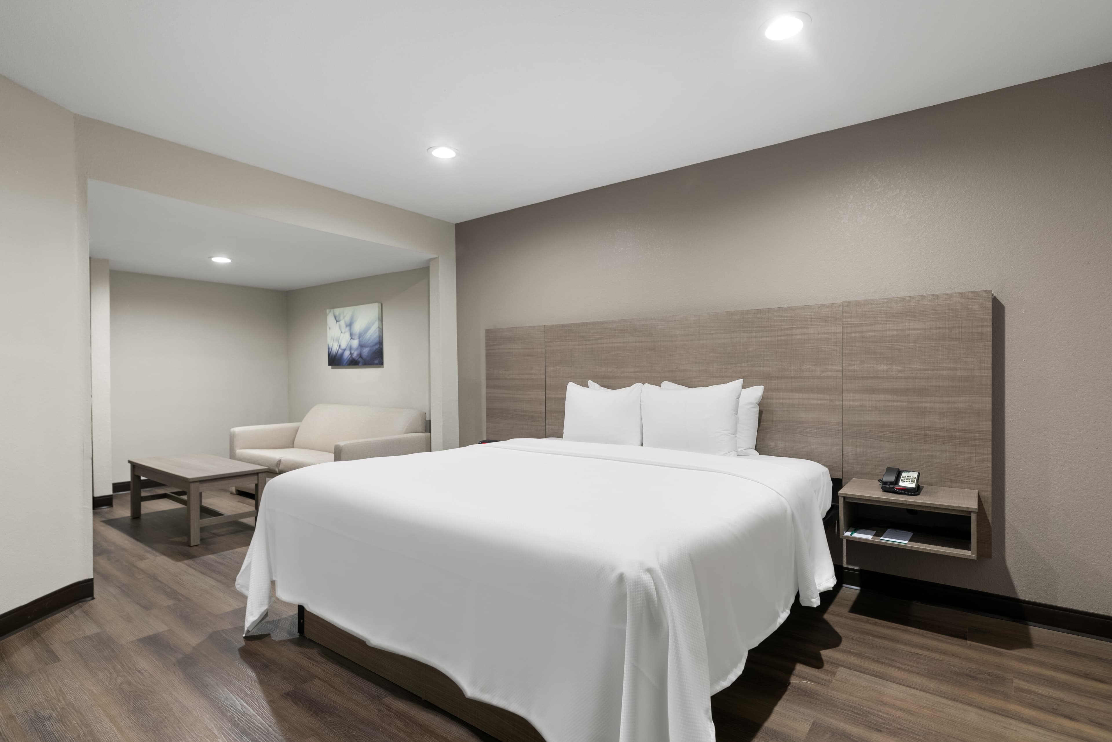 Quality Suites Wildwood - The Villages — 36