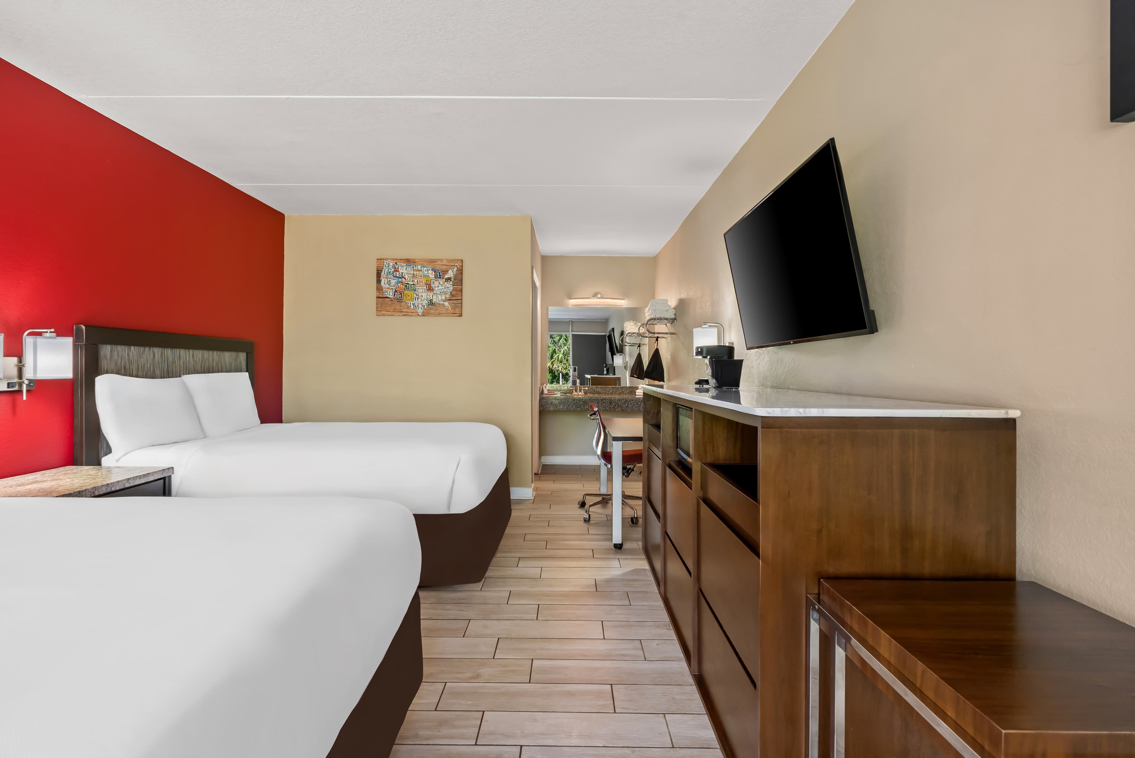 Econo Lodge Jennings - Image 2