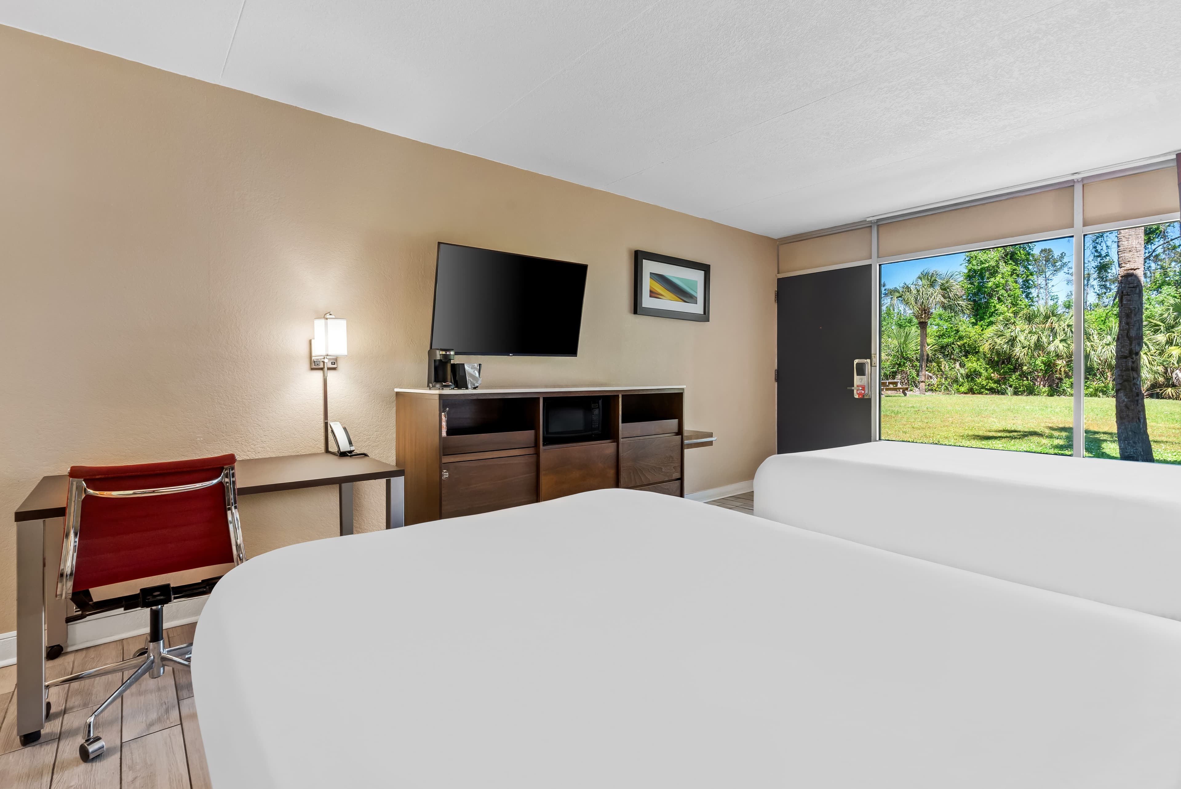 Econo Lodge Jennings - Image 5