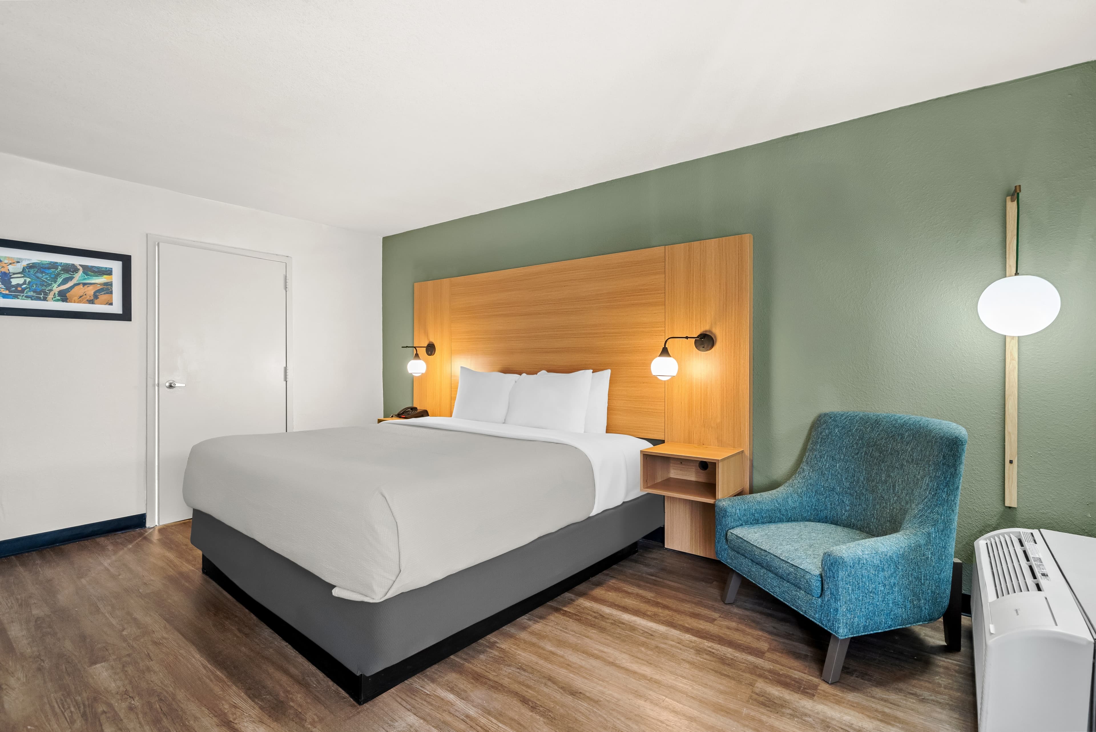 Quality Inn Orlando Near International Drive - Image 2