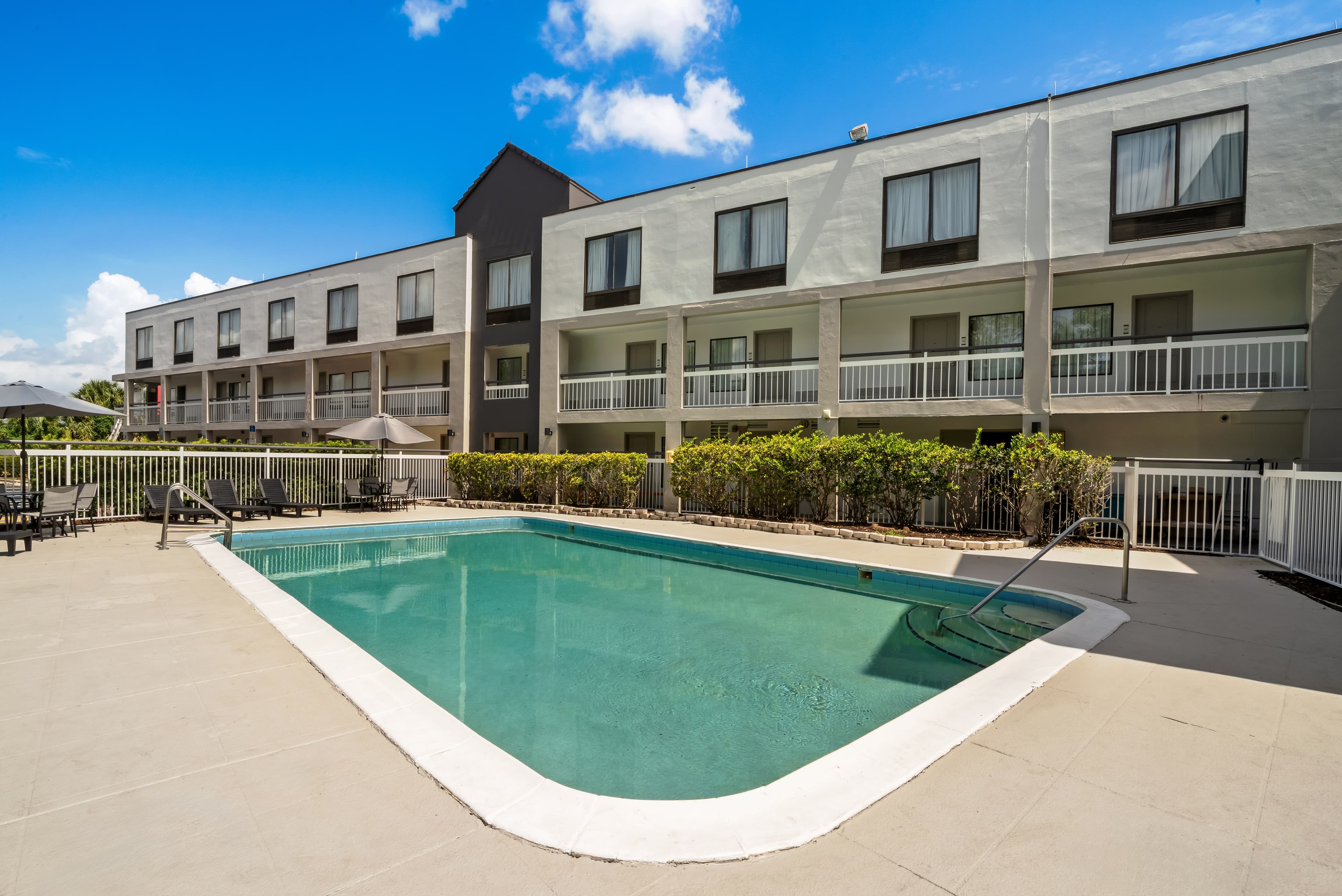 Quality Inn Orlando Near International Drive - Image 1