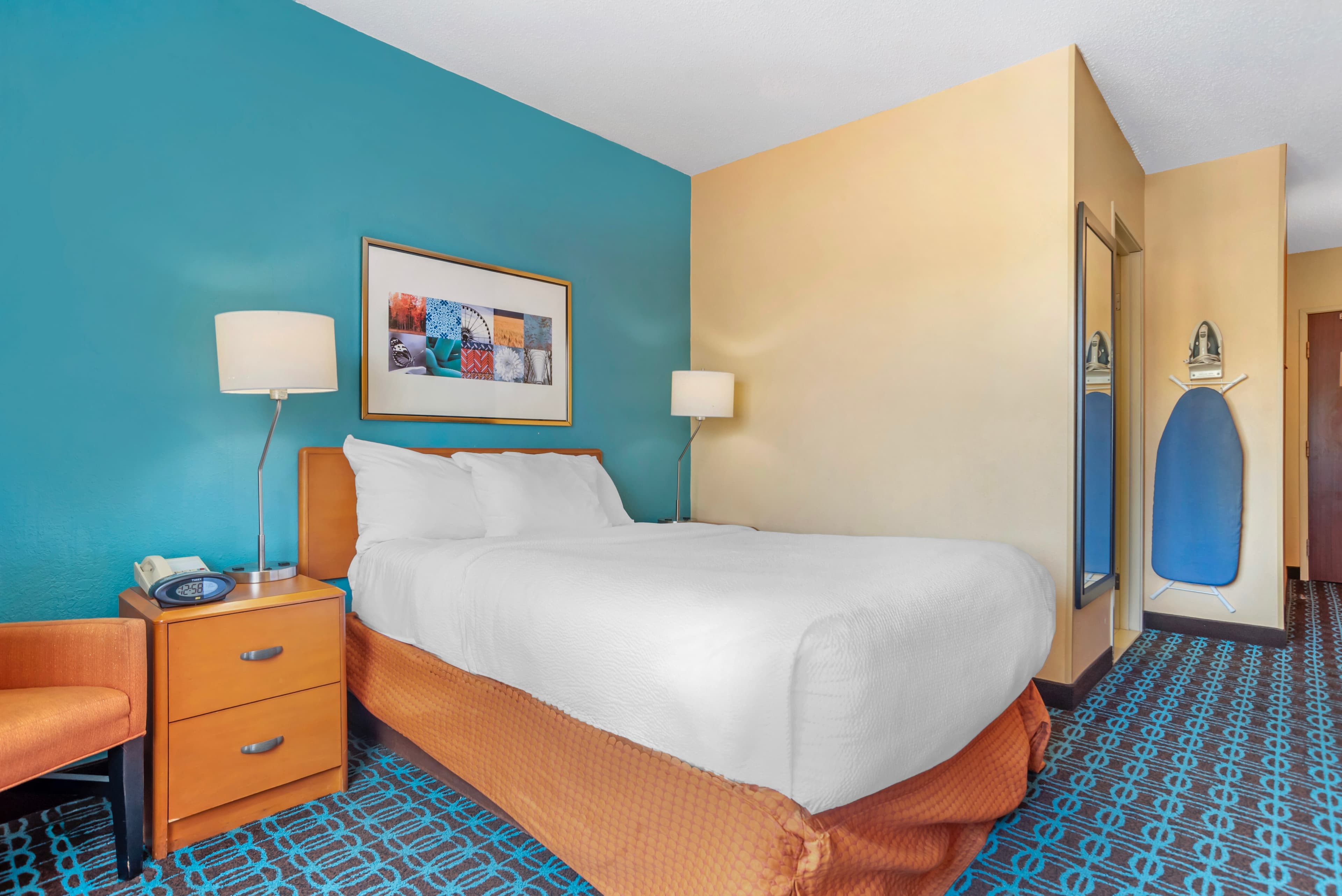 Rodeway Inn — 6
