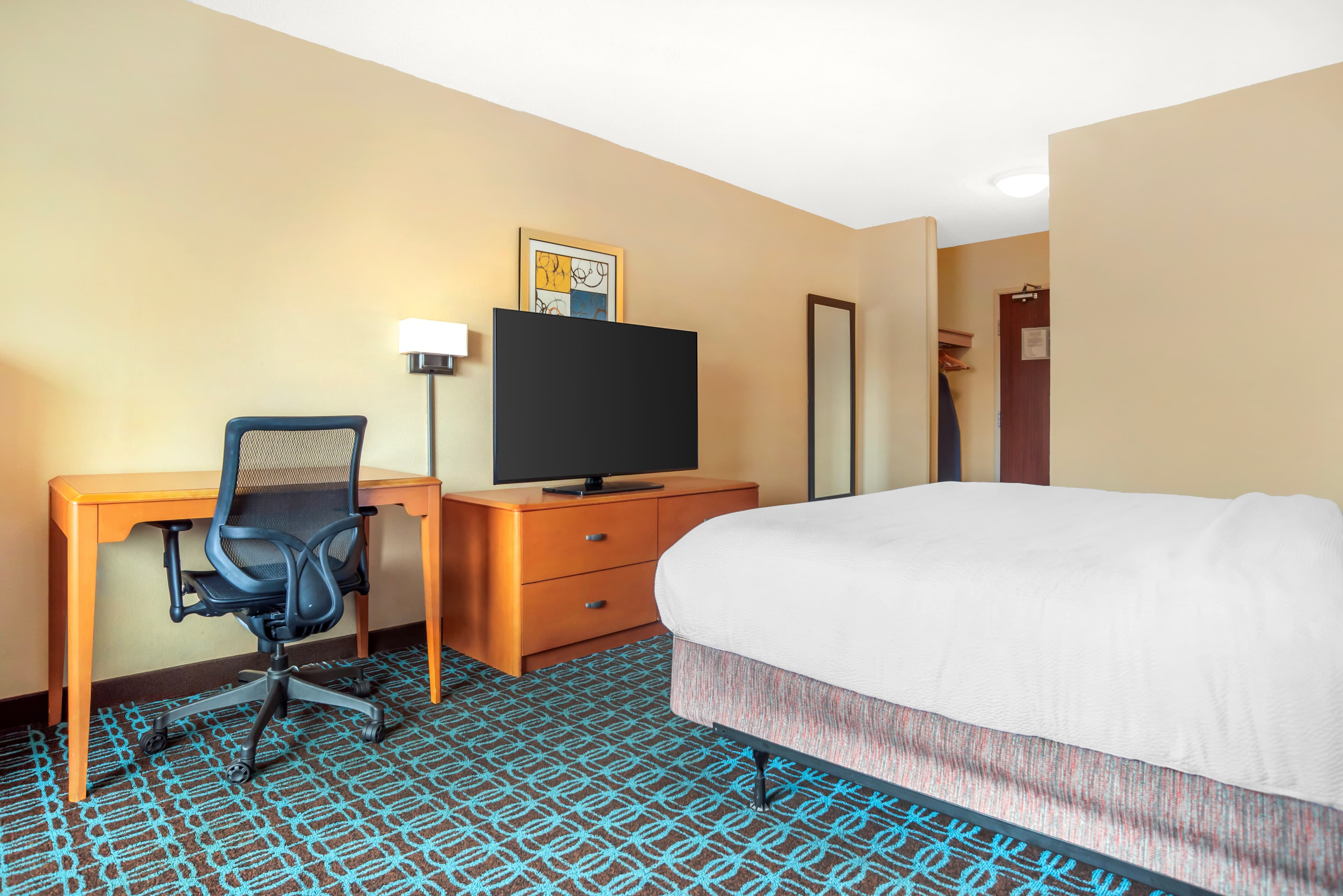 Rodeway Inn - Image 3