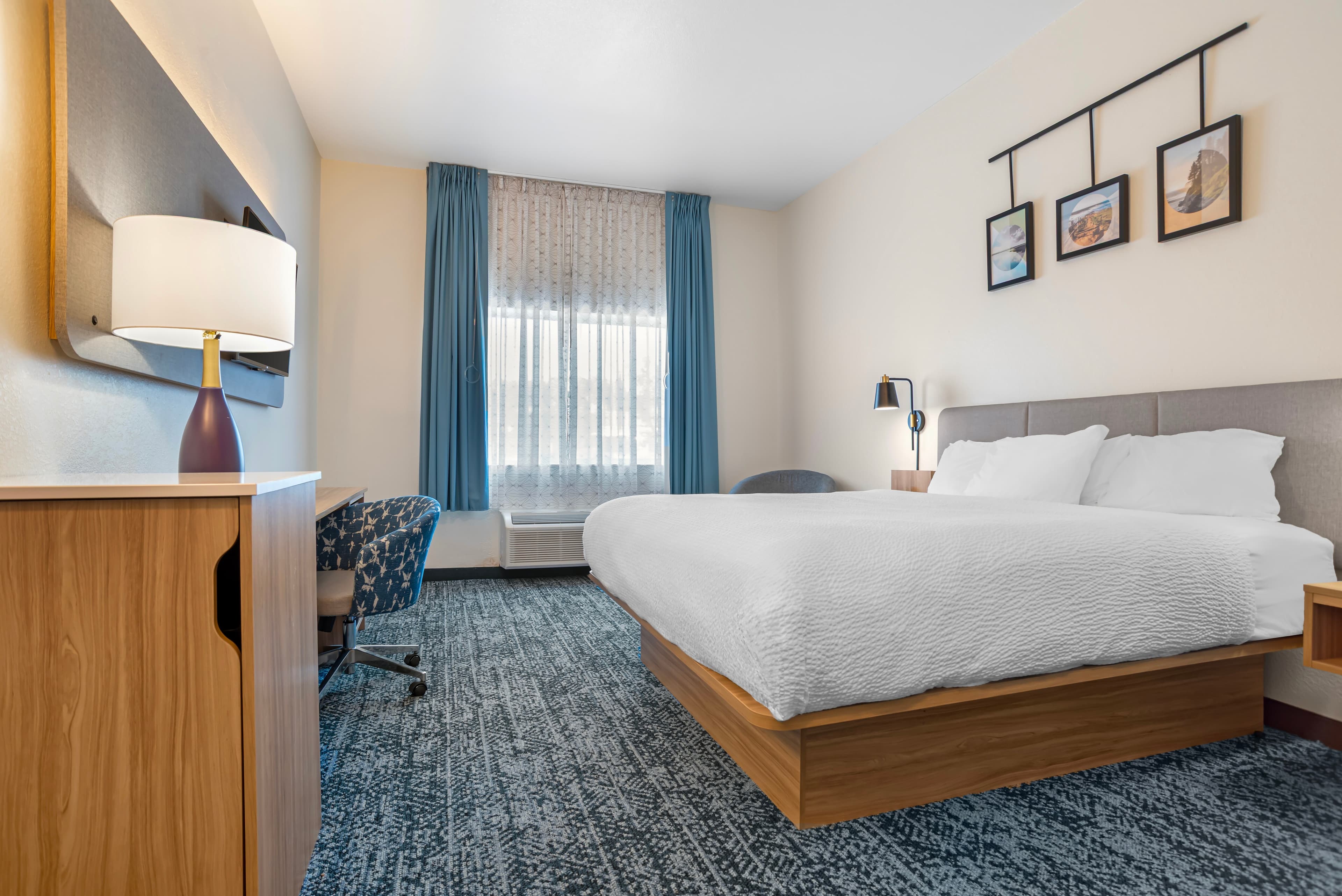 Rodeway Inn — 32