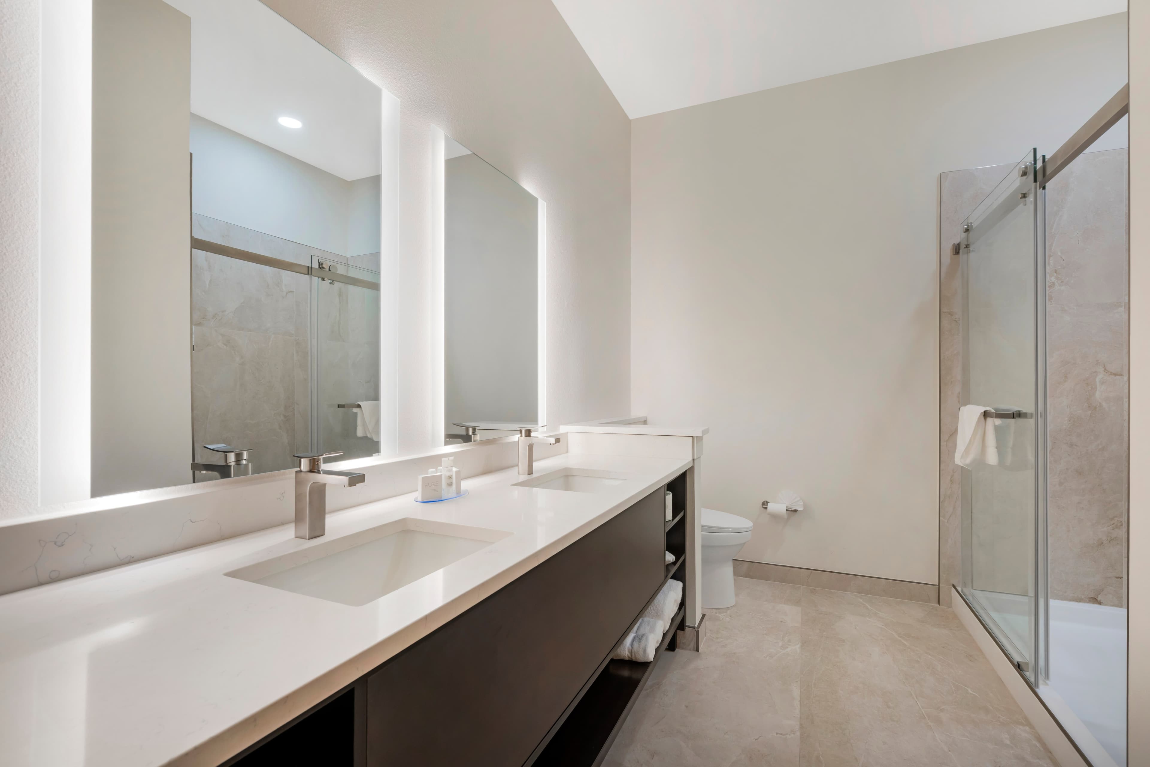 The J Hotel Dunedin near Honeymoon Island State Park, an Ascend Collection Hotel — 9