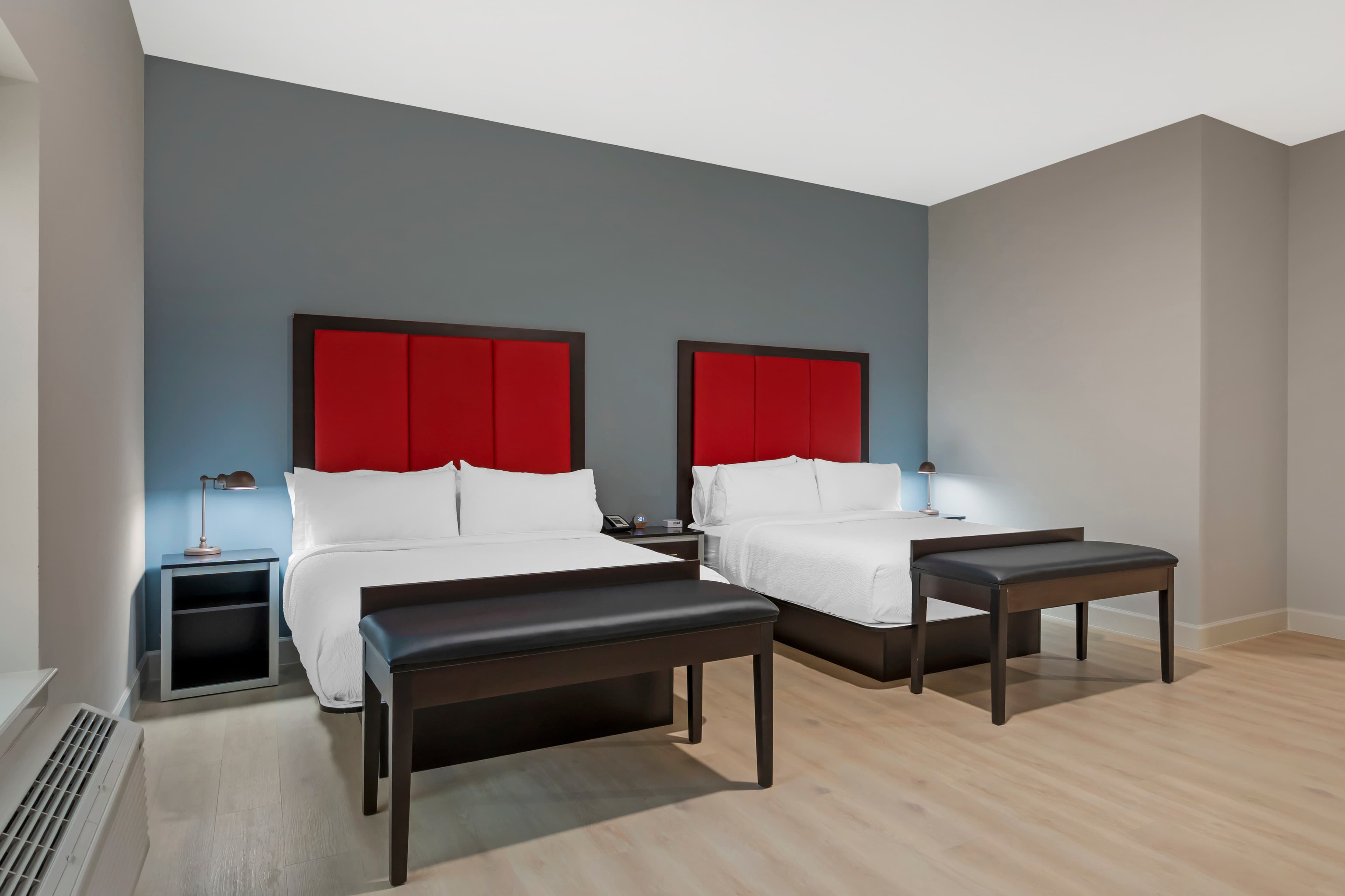 The J Hotel Dunedin near Honeymoon Island State Park, an Ascend Collection Hotel — 11