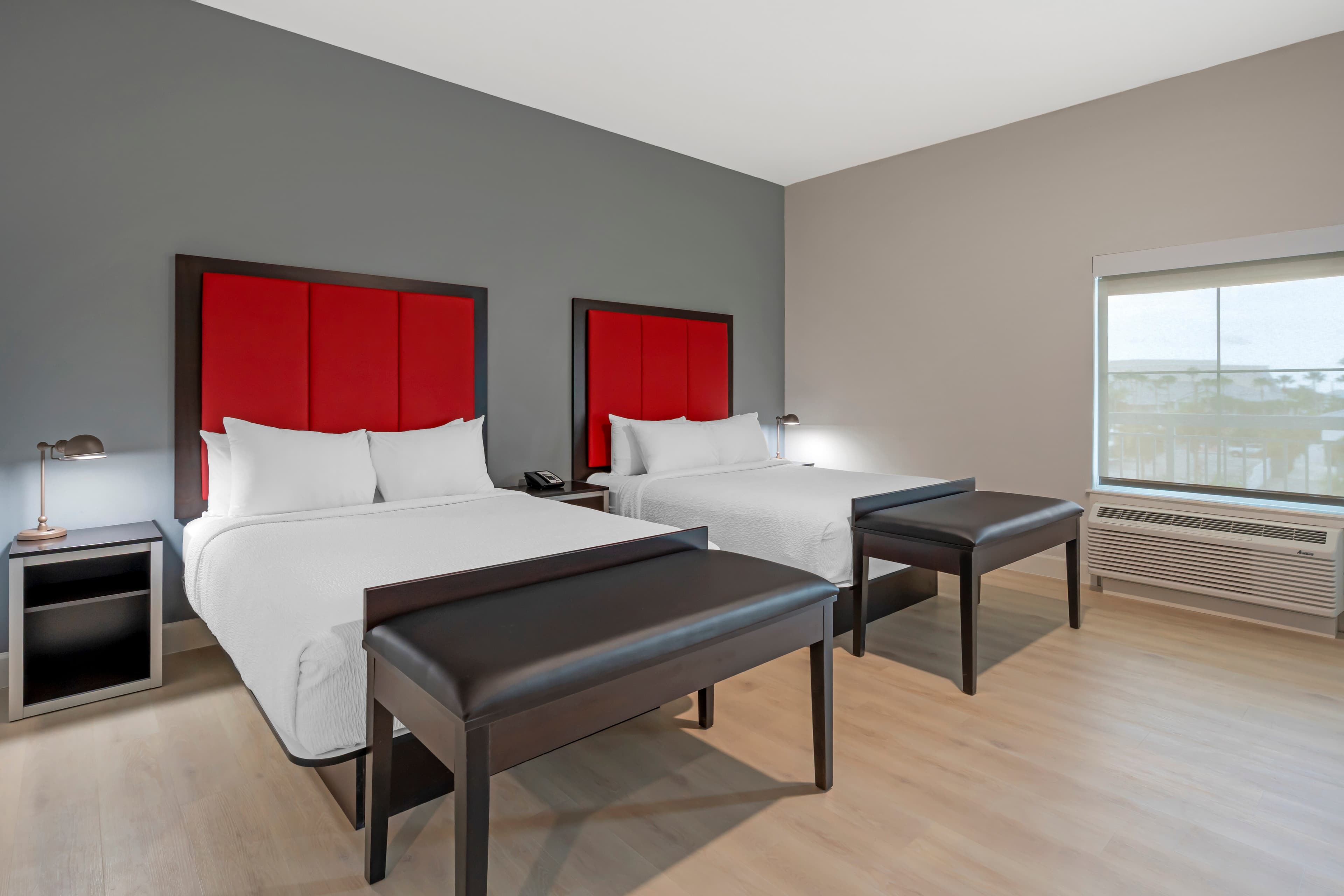 The J Hotel Dunedin near Honeymoon Island State Park, an Ascend Collection Hotel — 14