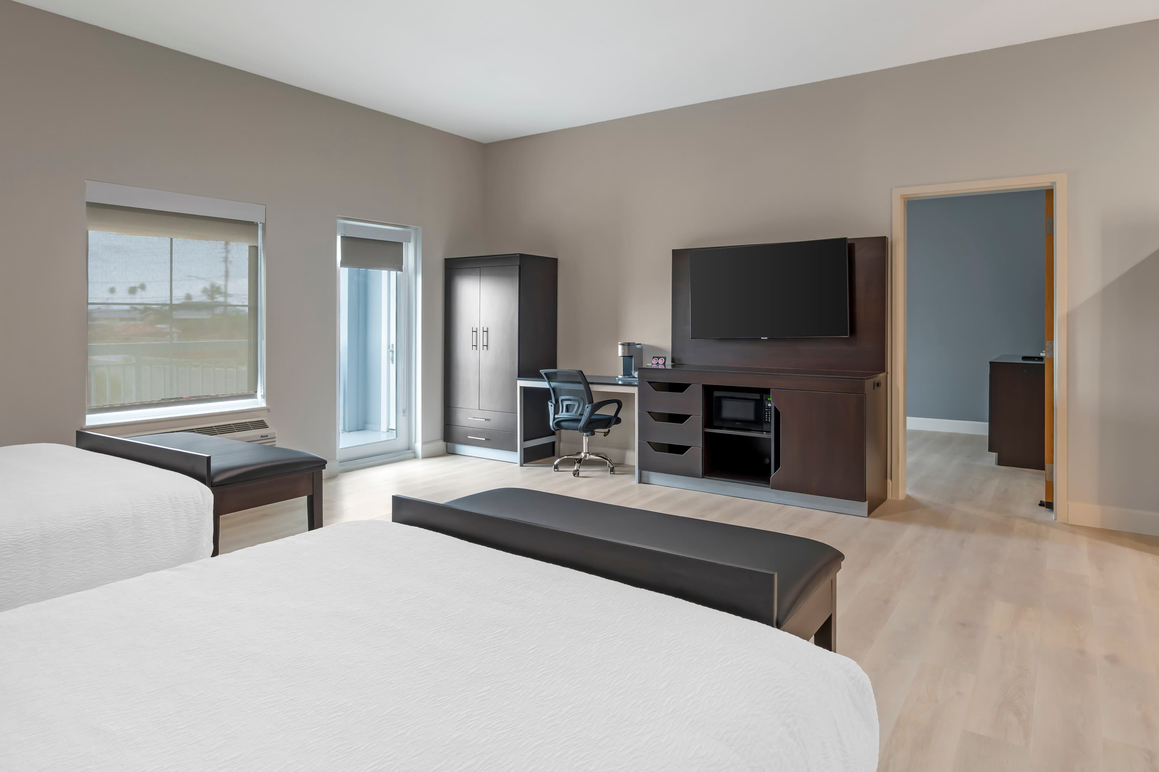 The J Hotel Dunedin near Honeymoon Island State Park, an Ascend Collection Hotel — 20