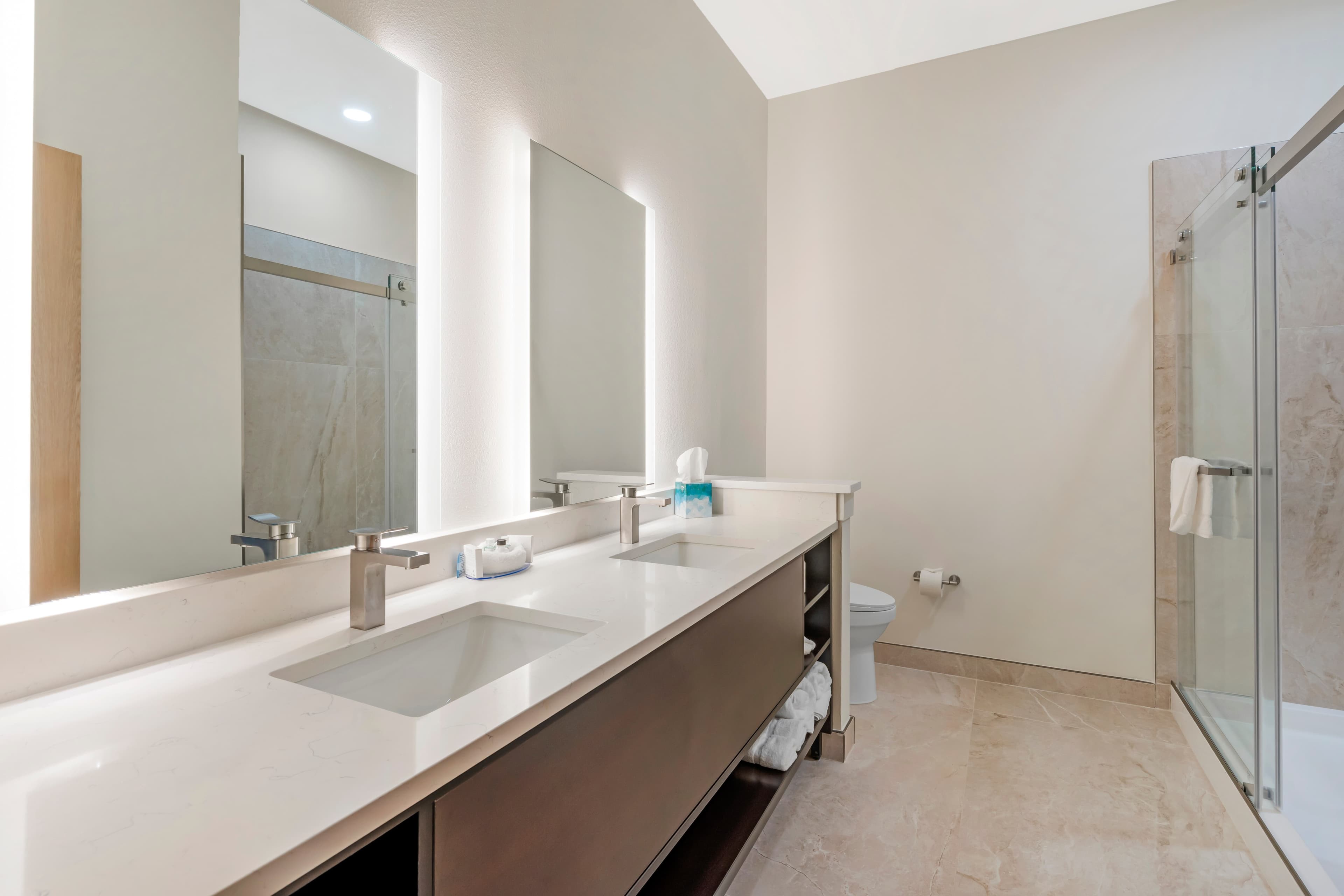 The J Hotel Dunedin near Honeymoon Island State Park, an Ascend Collection Hotel — 22