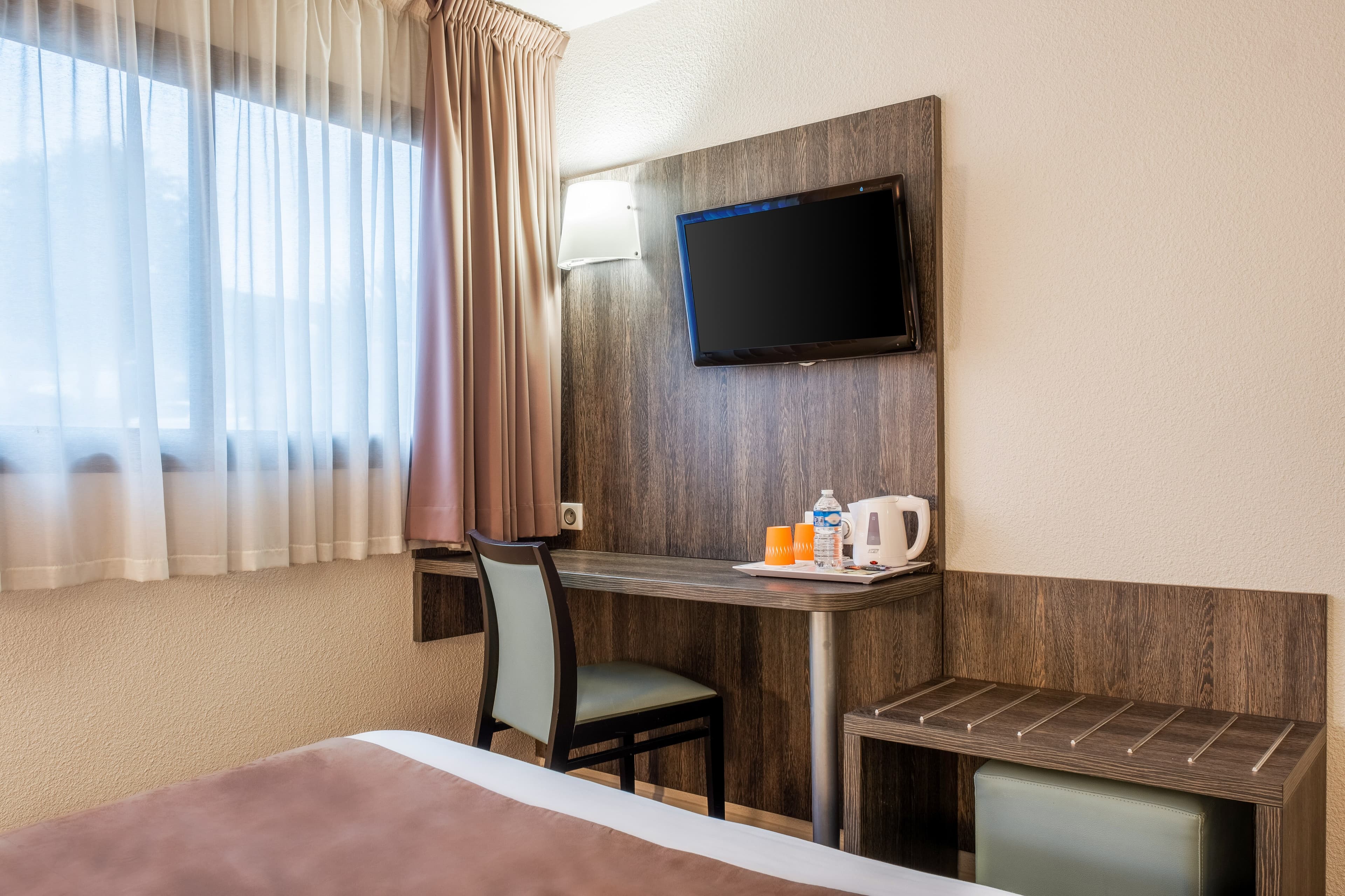 Comfort Hotel Toulouse Sud — 8