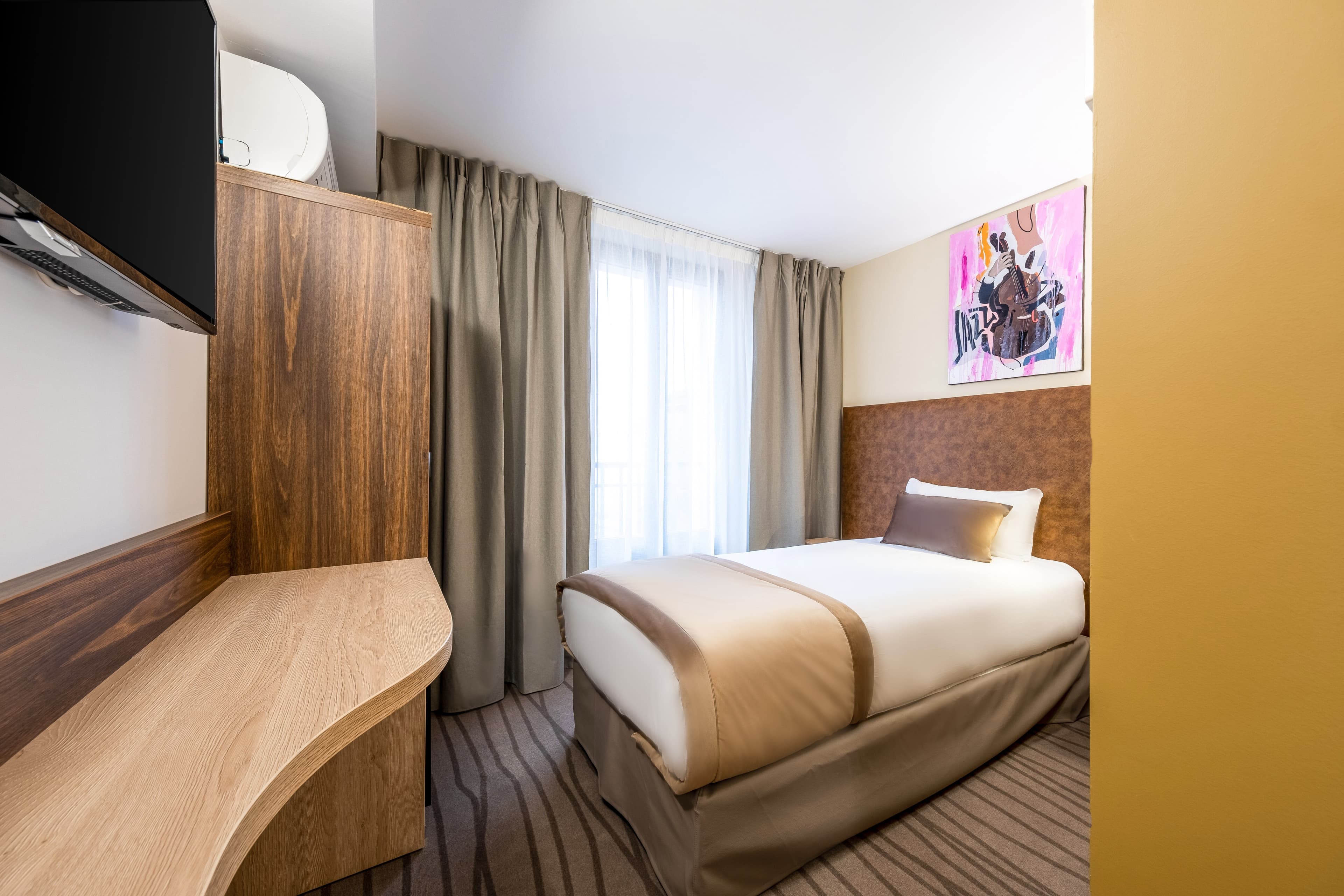 Quality Hotel Toulouse Centre — 12