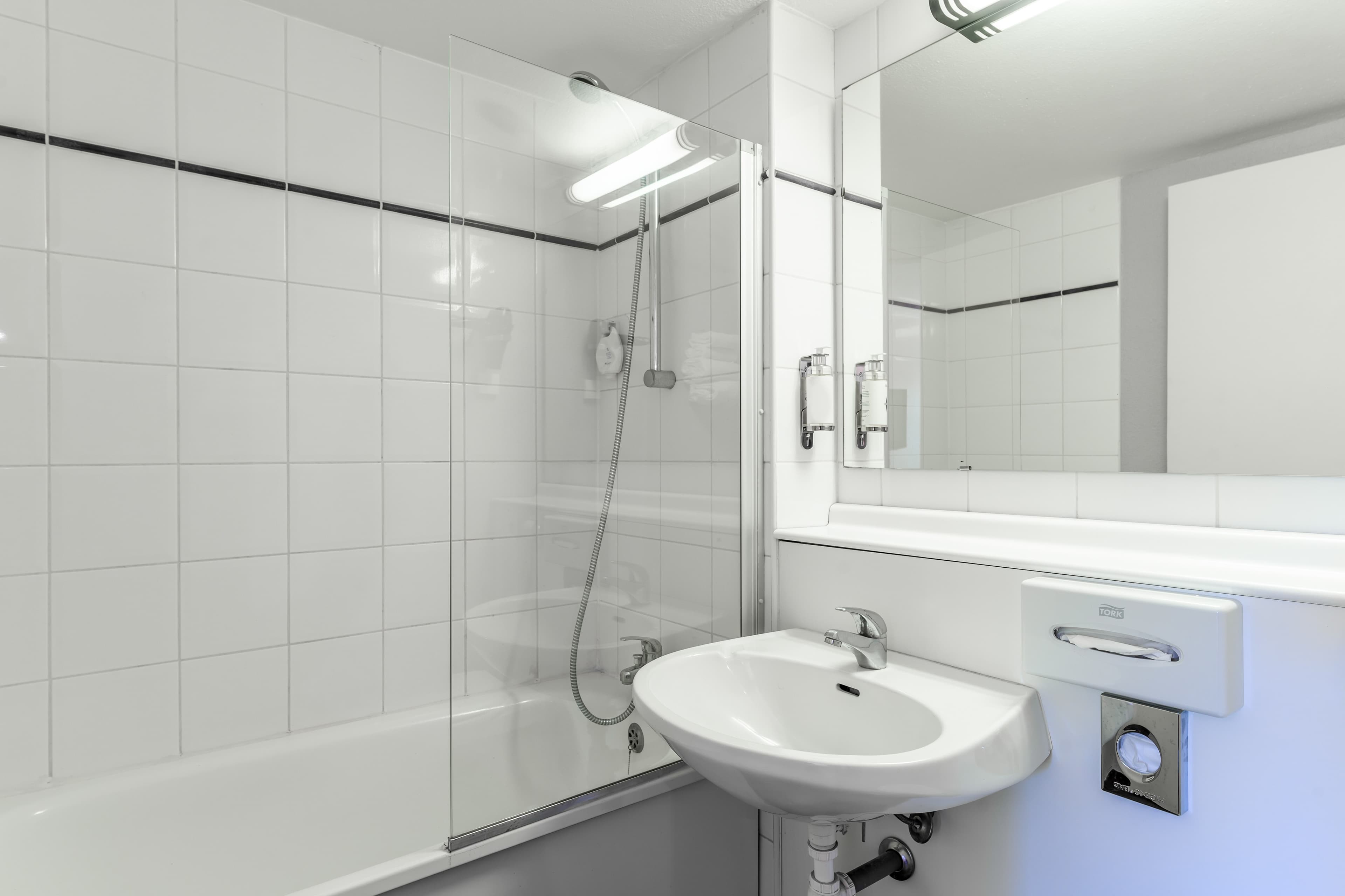Comfort Hotel Amiens Nord - Image 5