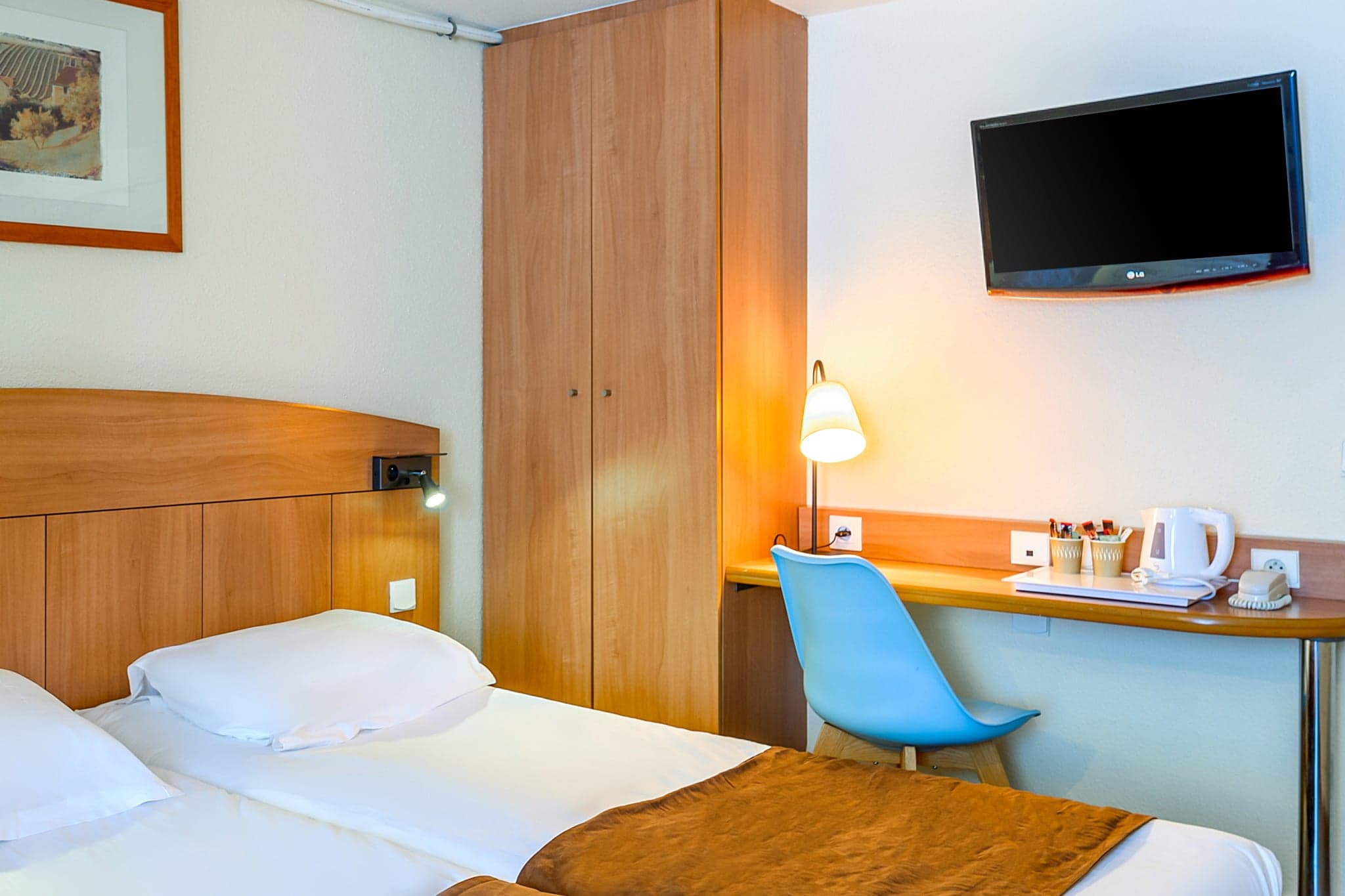 Comfort Hotel Amiens Nord — 12