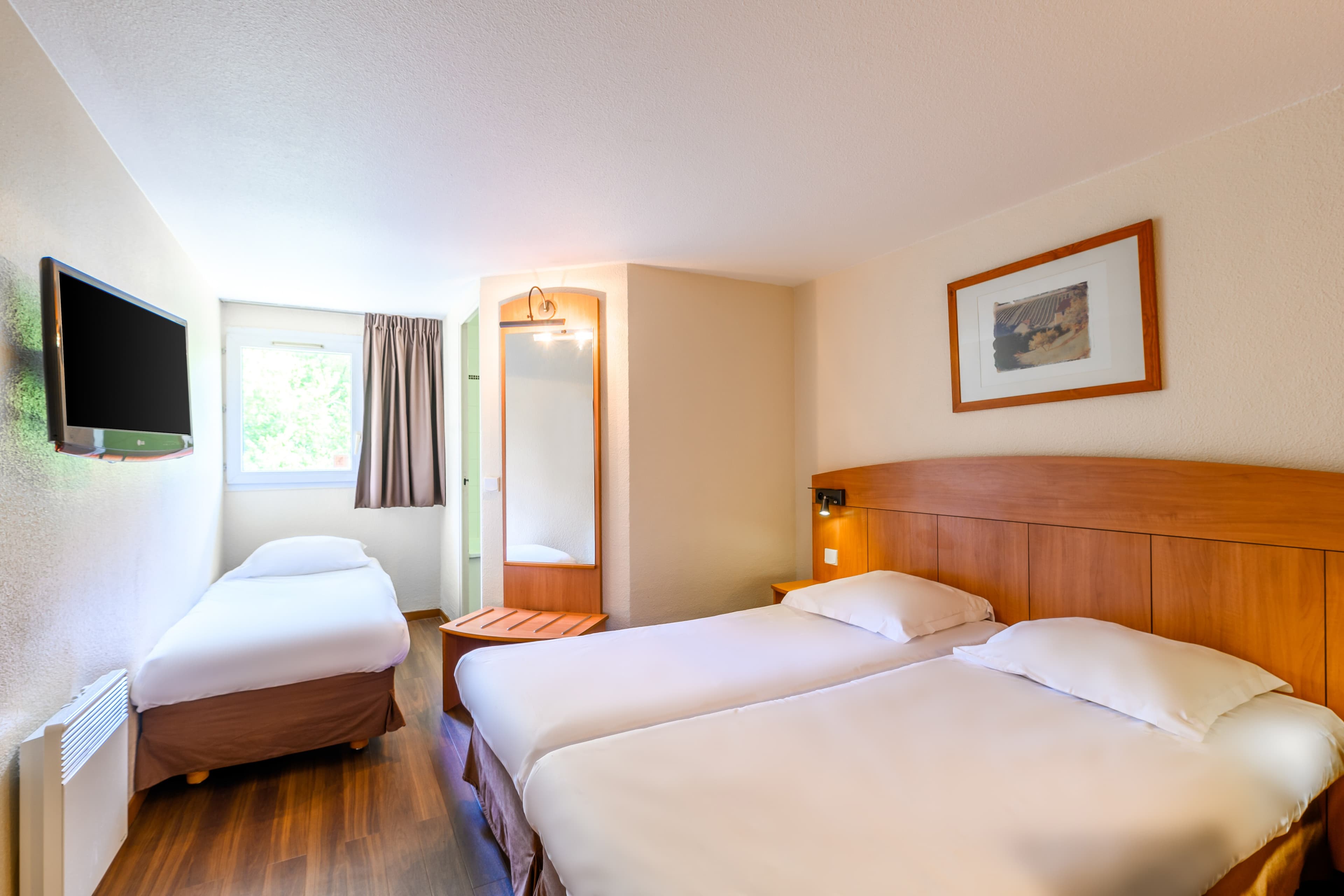 Comfort Hotel Amiens Nord — 13