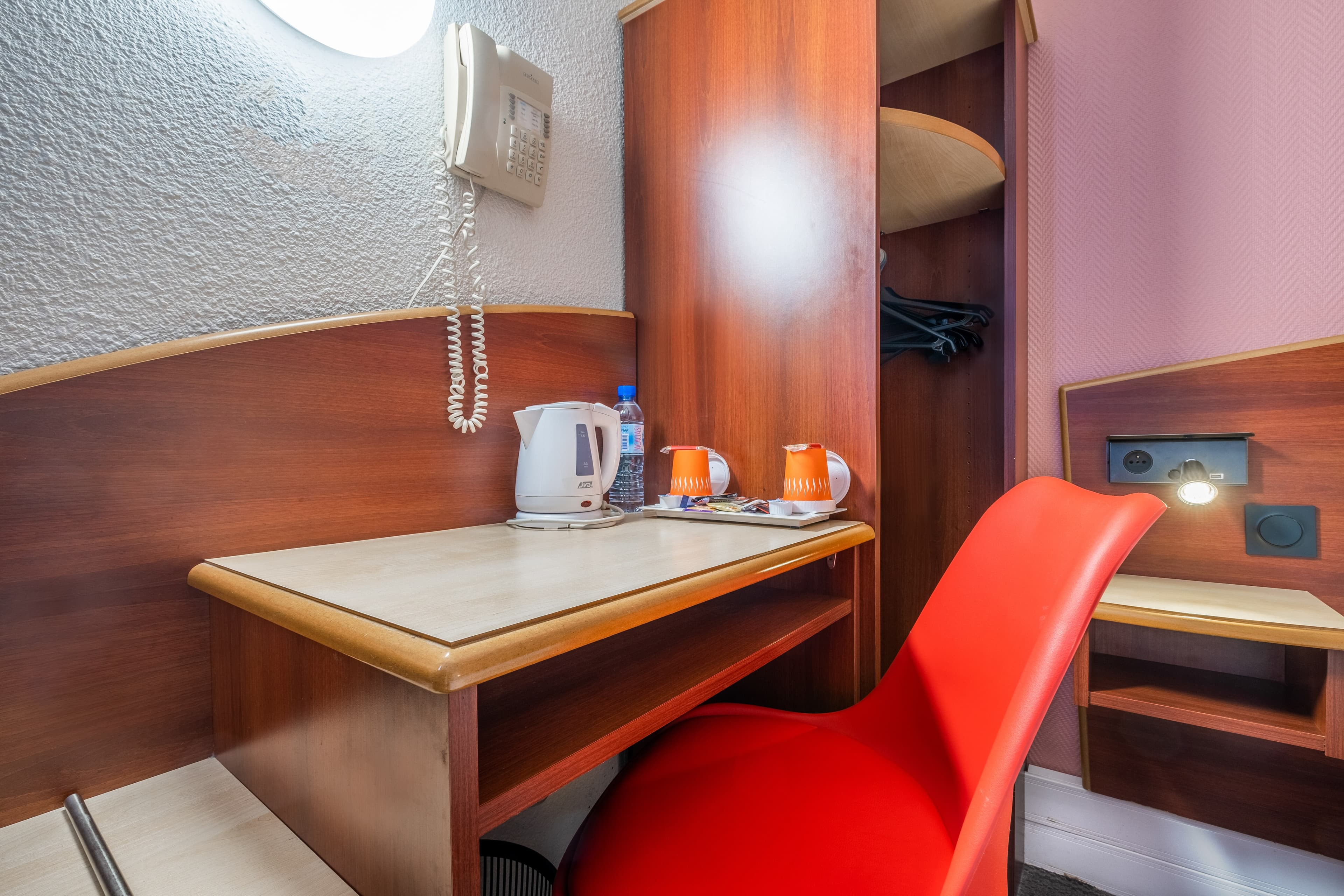 Comfort Hotel Etampes - Image 3