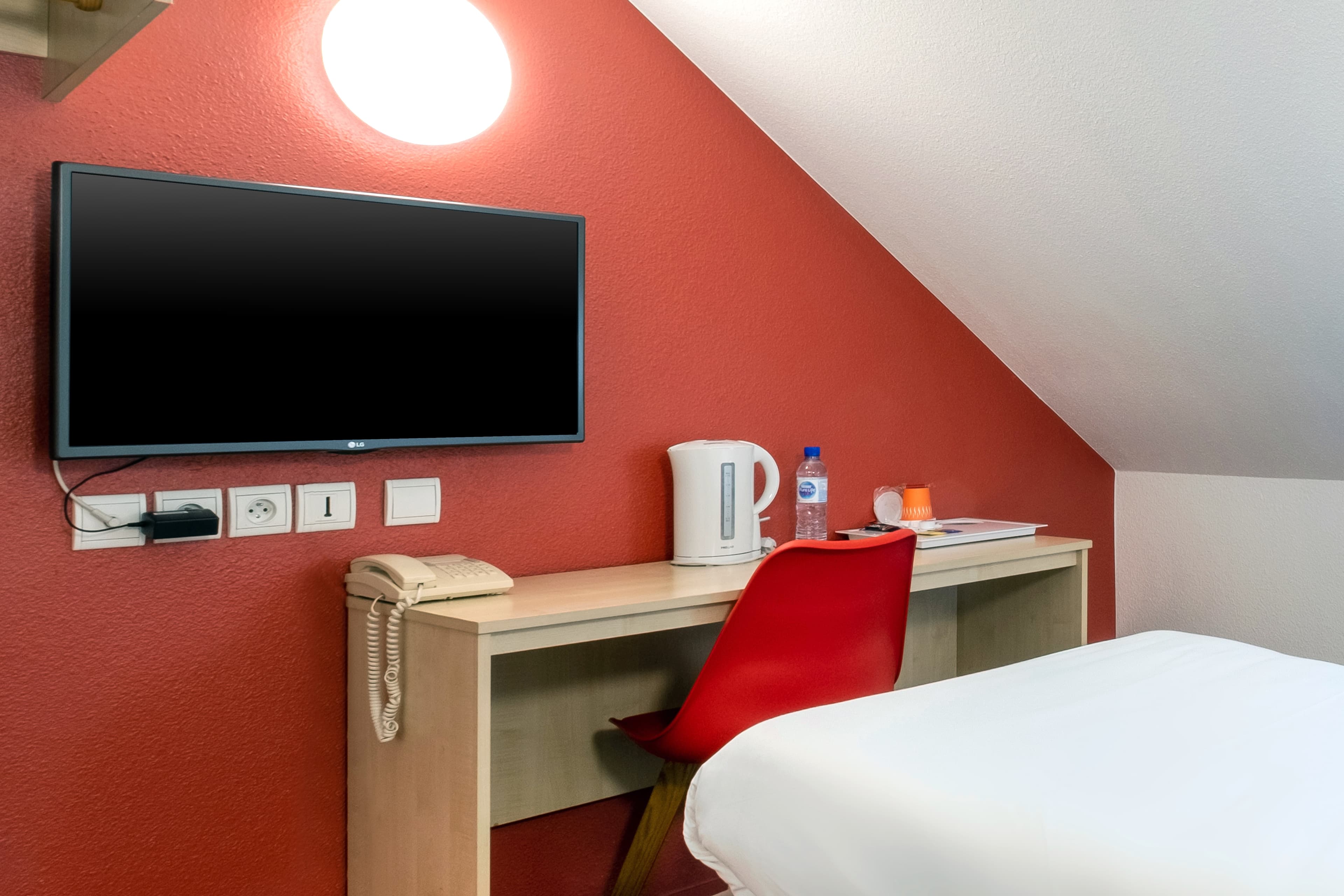 Comfort Hotel Etampes — 12