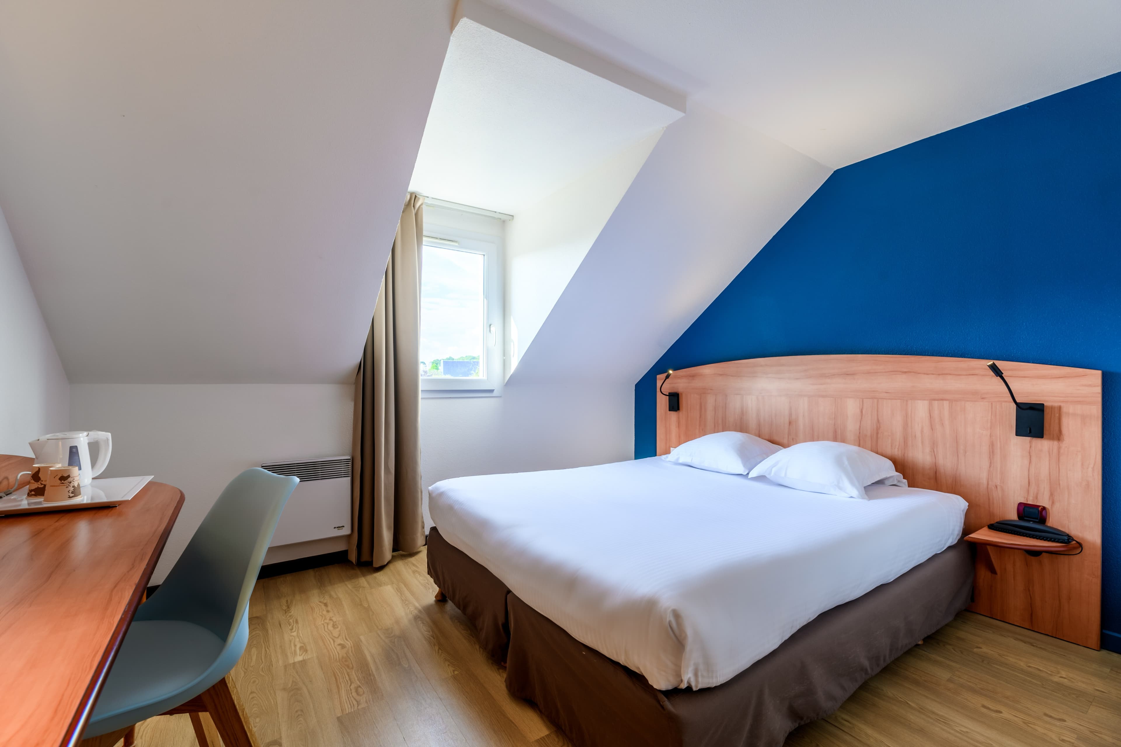 Comfort Hotel Evreux - Image 2