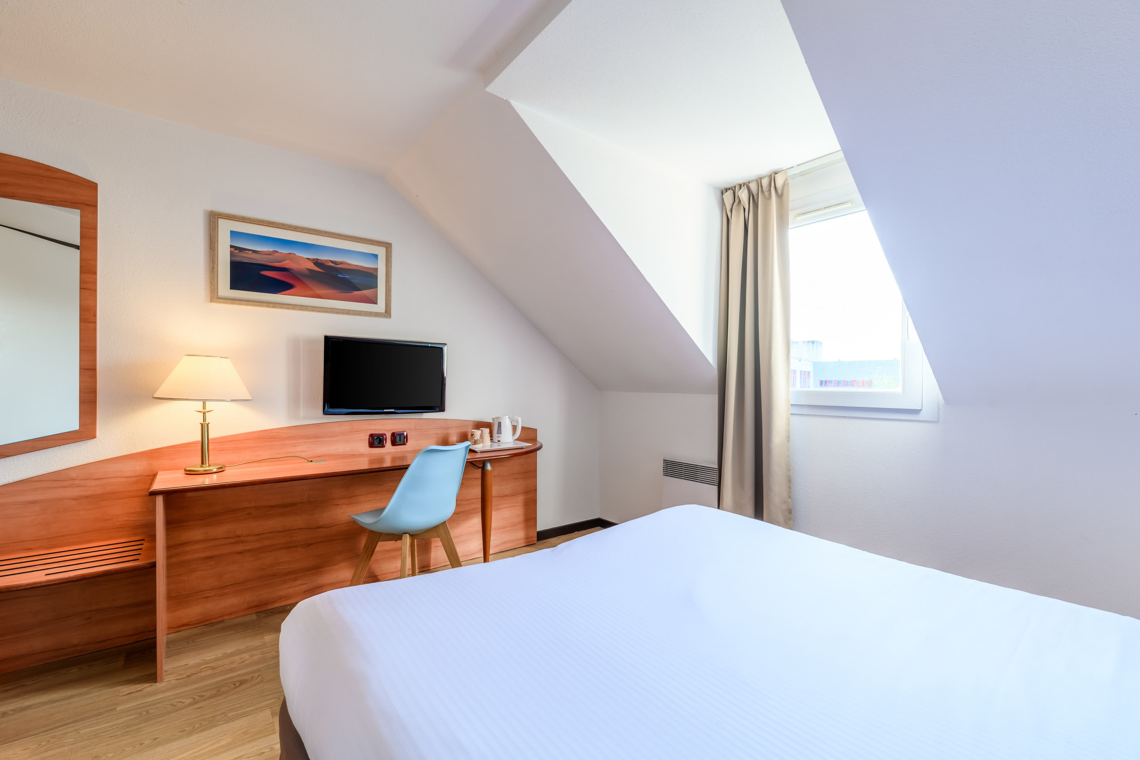 Comfort Hotel Evreux - Image 3