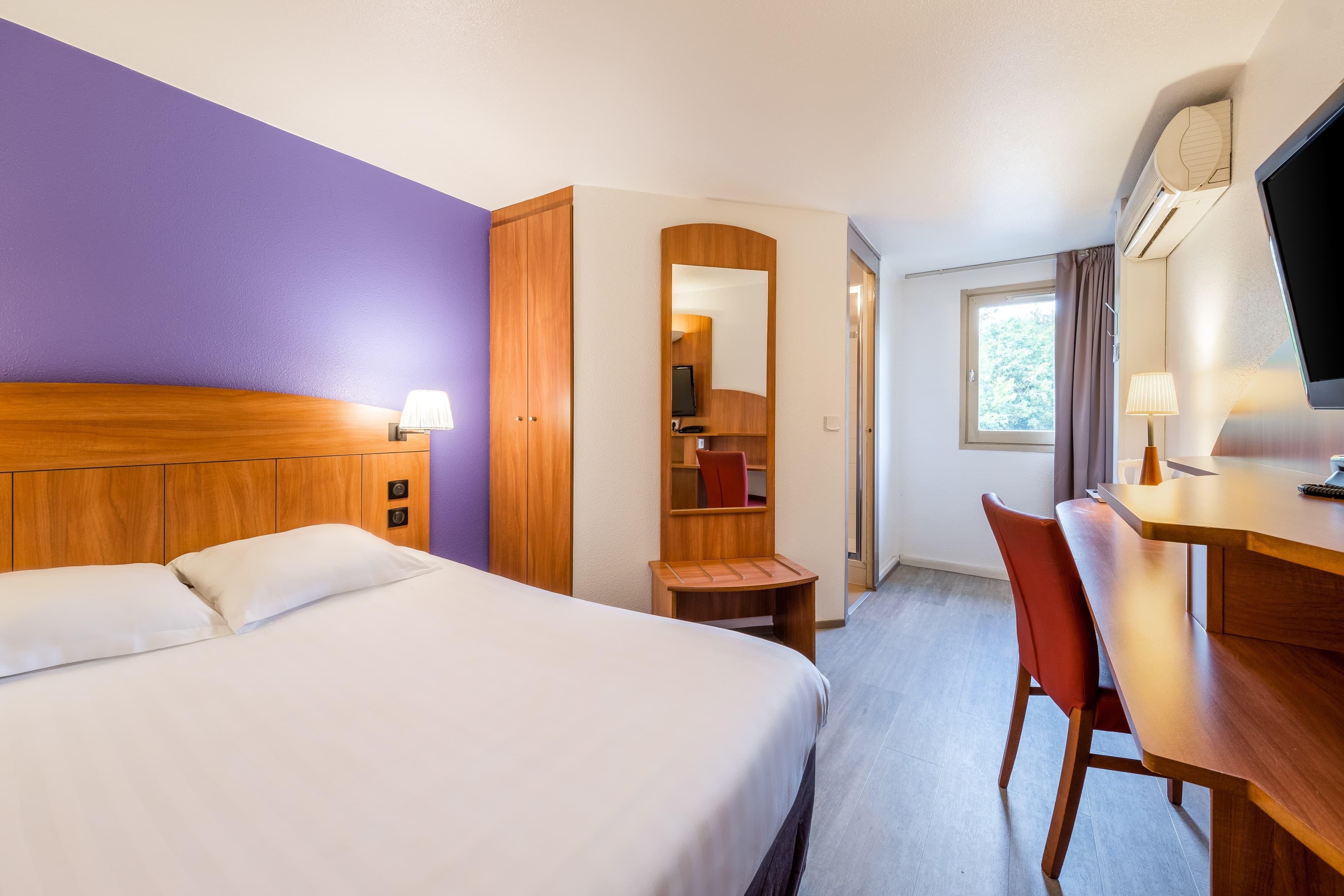 Comfort Hotel Grenoble Meylan — 6