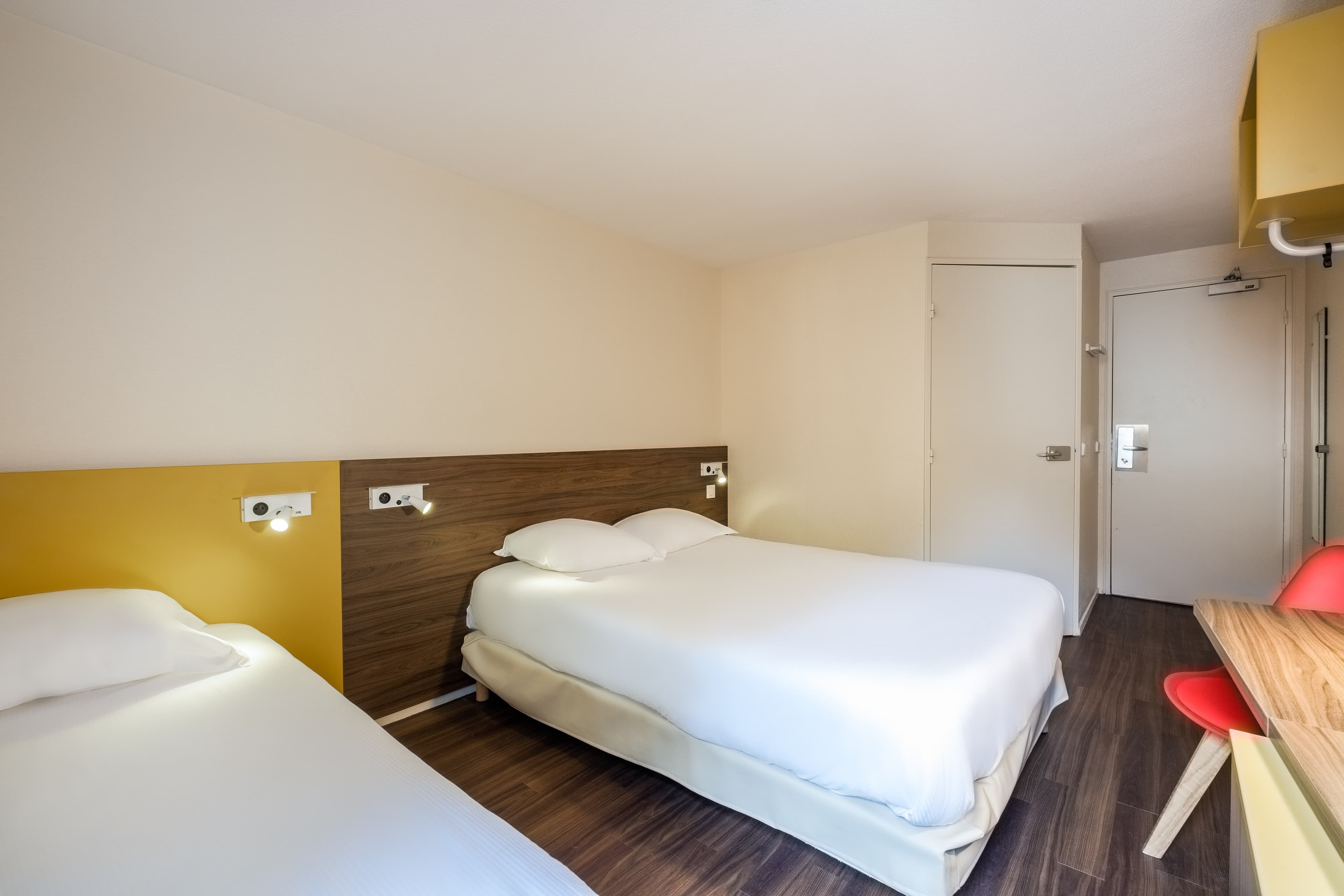 Comfort Hotel Lille Lomme - Image 1