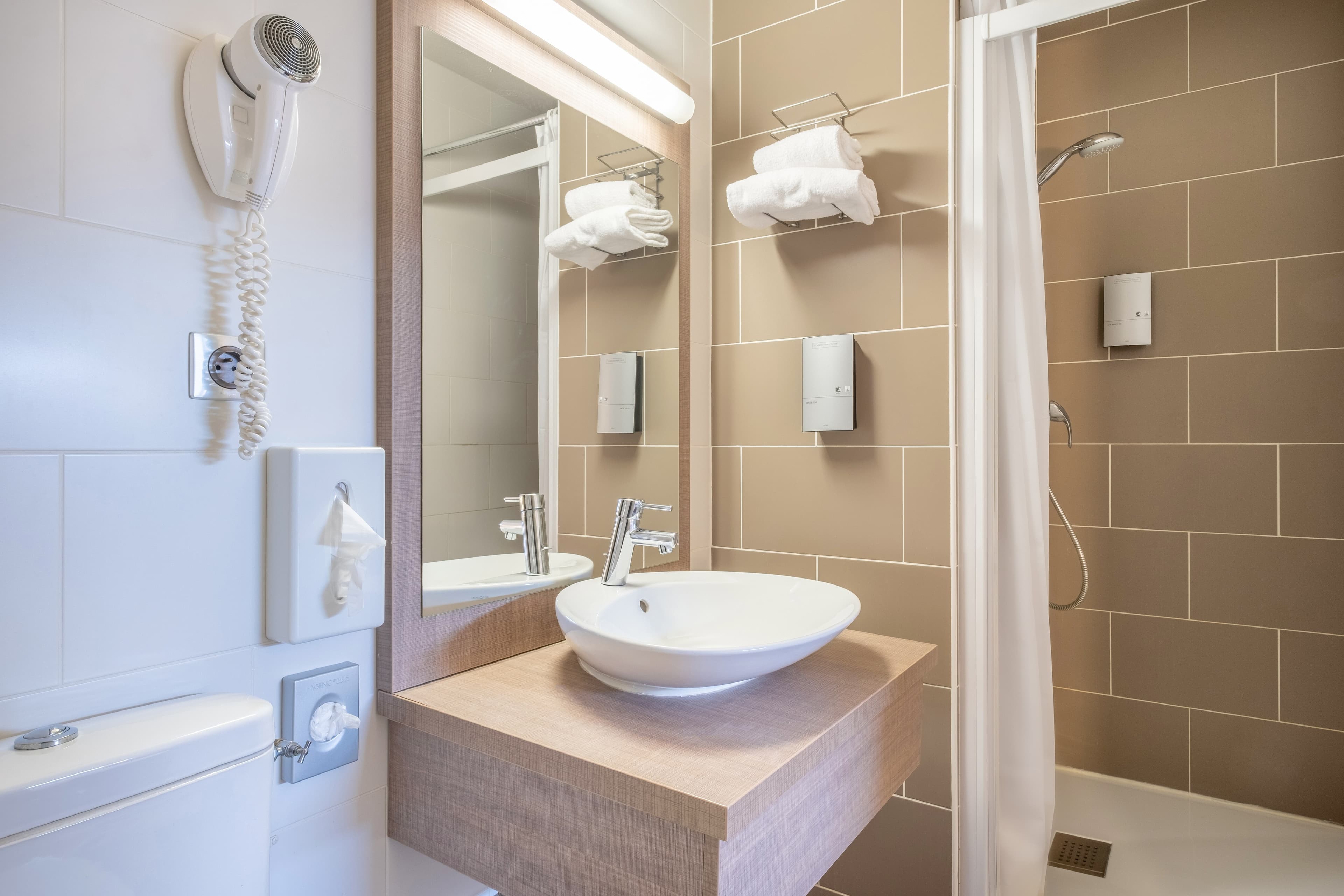 Comfort Hotel Linas - Montlhery — 15