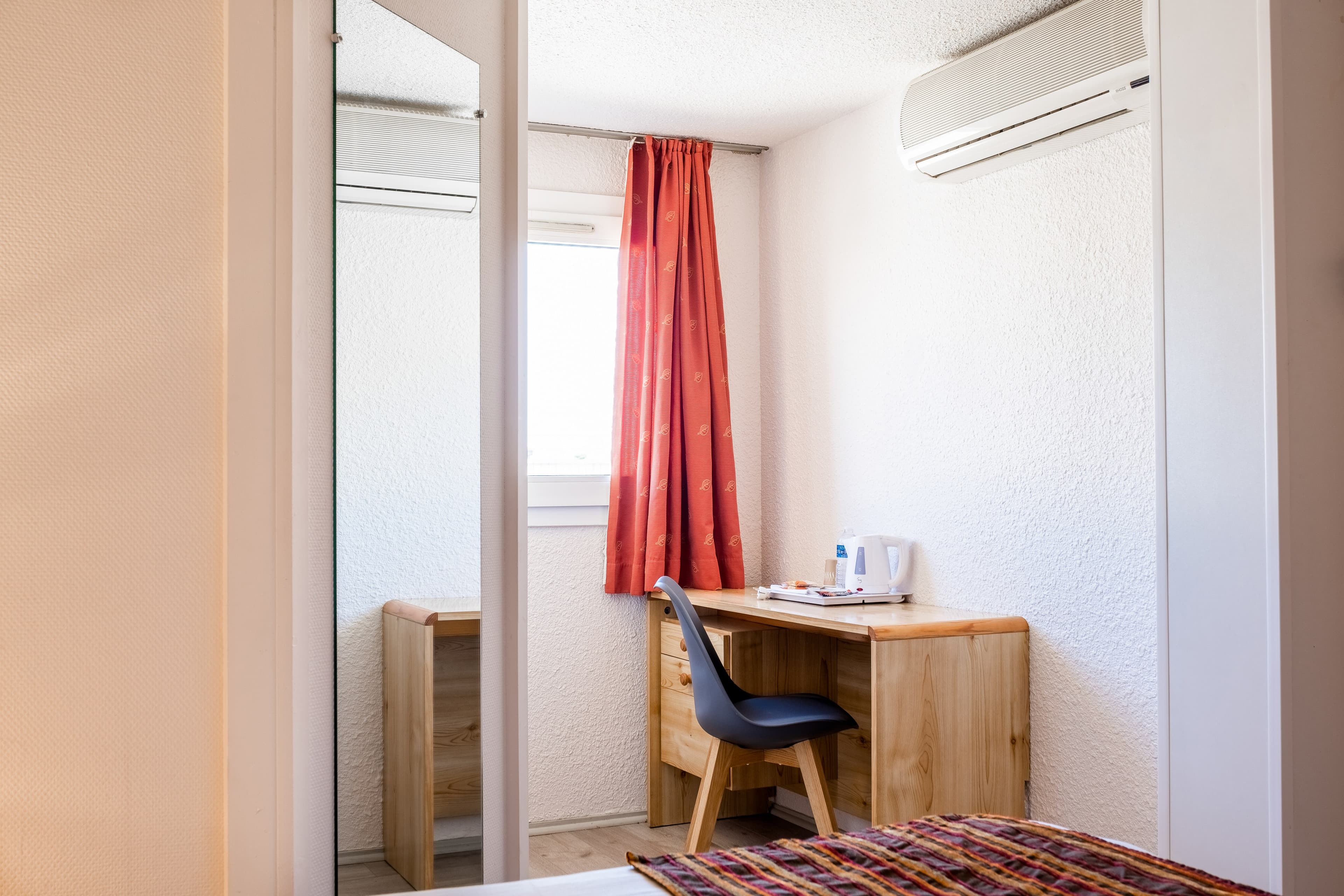 Comfort Hotel Montlucon — 8