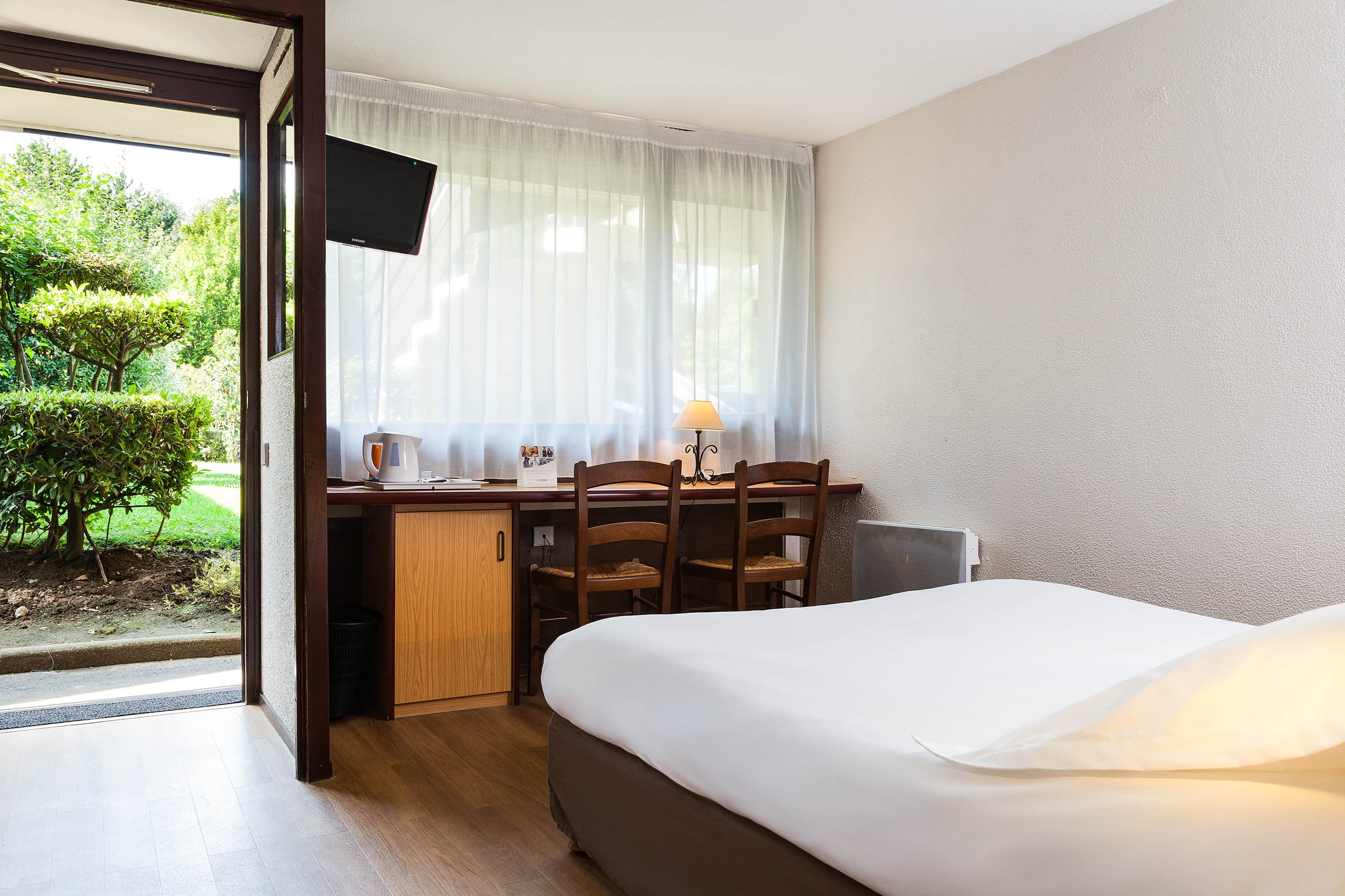 Comfort Hotel Lens - Noyelles Godault - Image 3